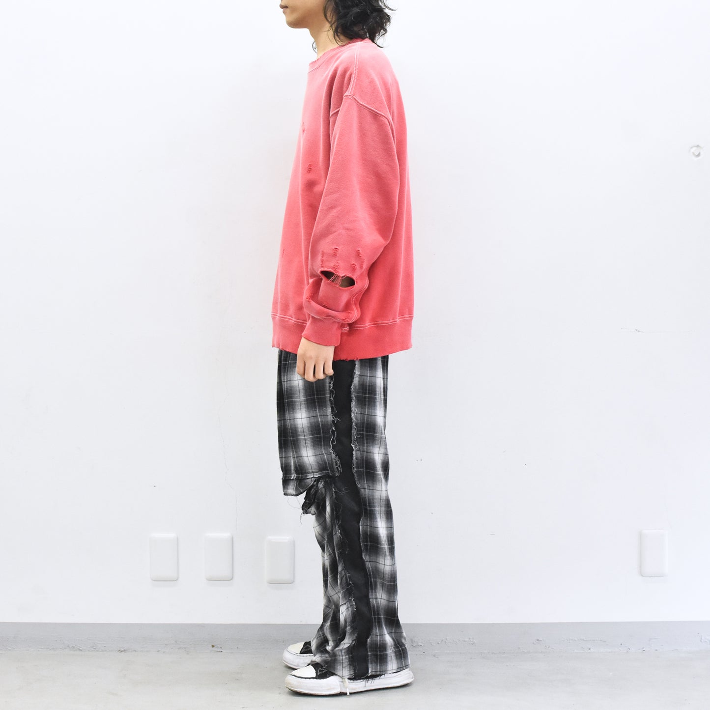 THE JEAN PIERRE / Pigment Grunge Destroy Sweat Shirt - FADE RED
