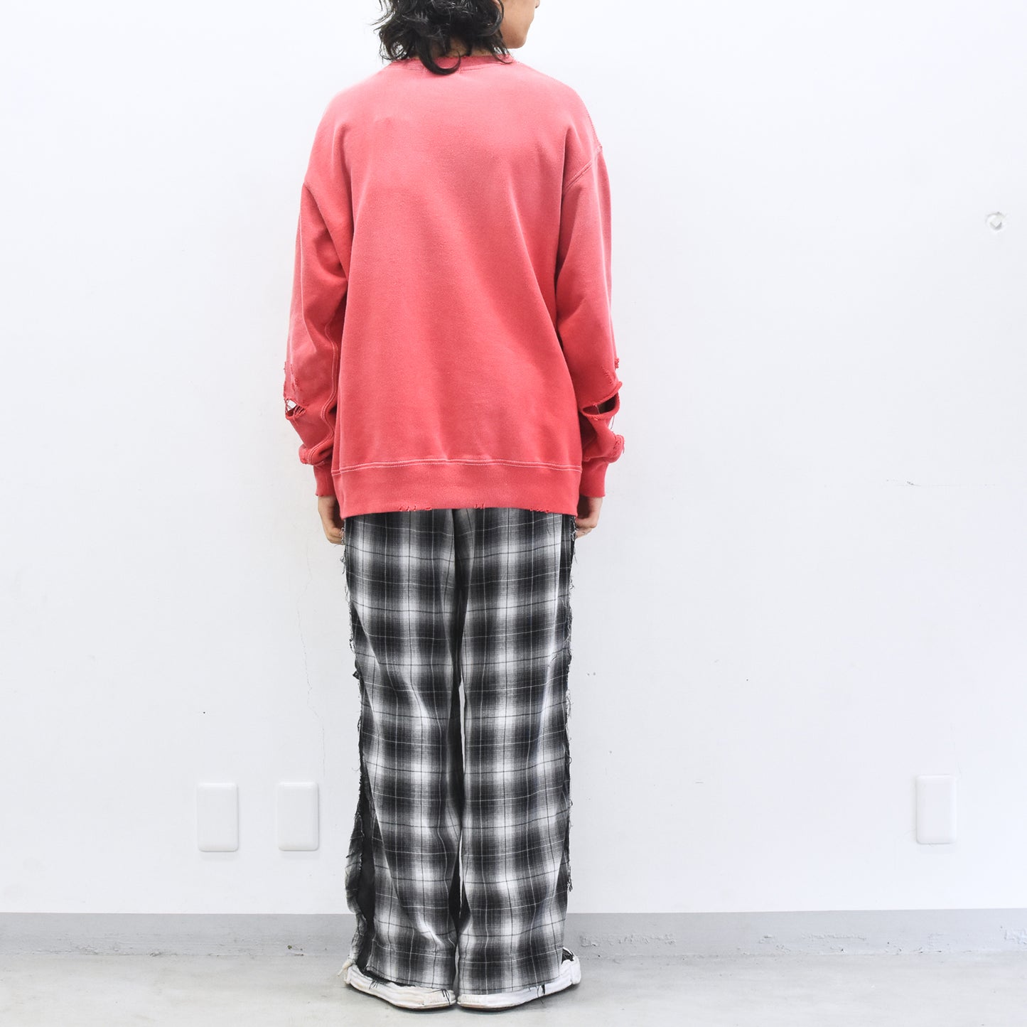 THE JEAN PIERRE / Pigment Grunge Destroy Sweat Shirt - FADE RED