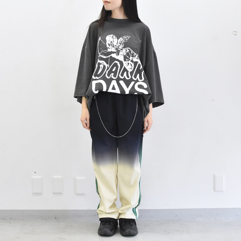 BODYSONG. / TEE/PHOTOCHROMIC/DARKD - BLACK