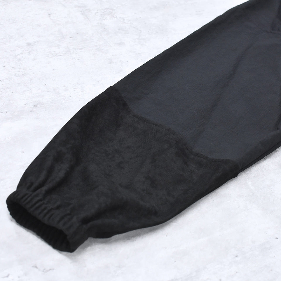 JUVENILE HALL ROLLCALL / 2096 CMP STD ANORAK - BLACK/GRITTER