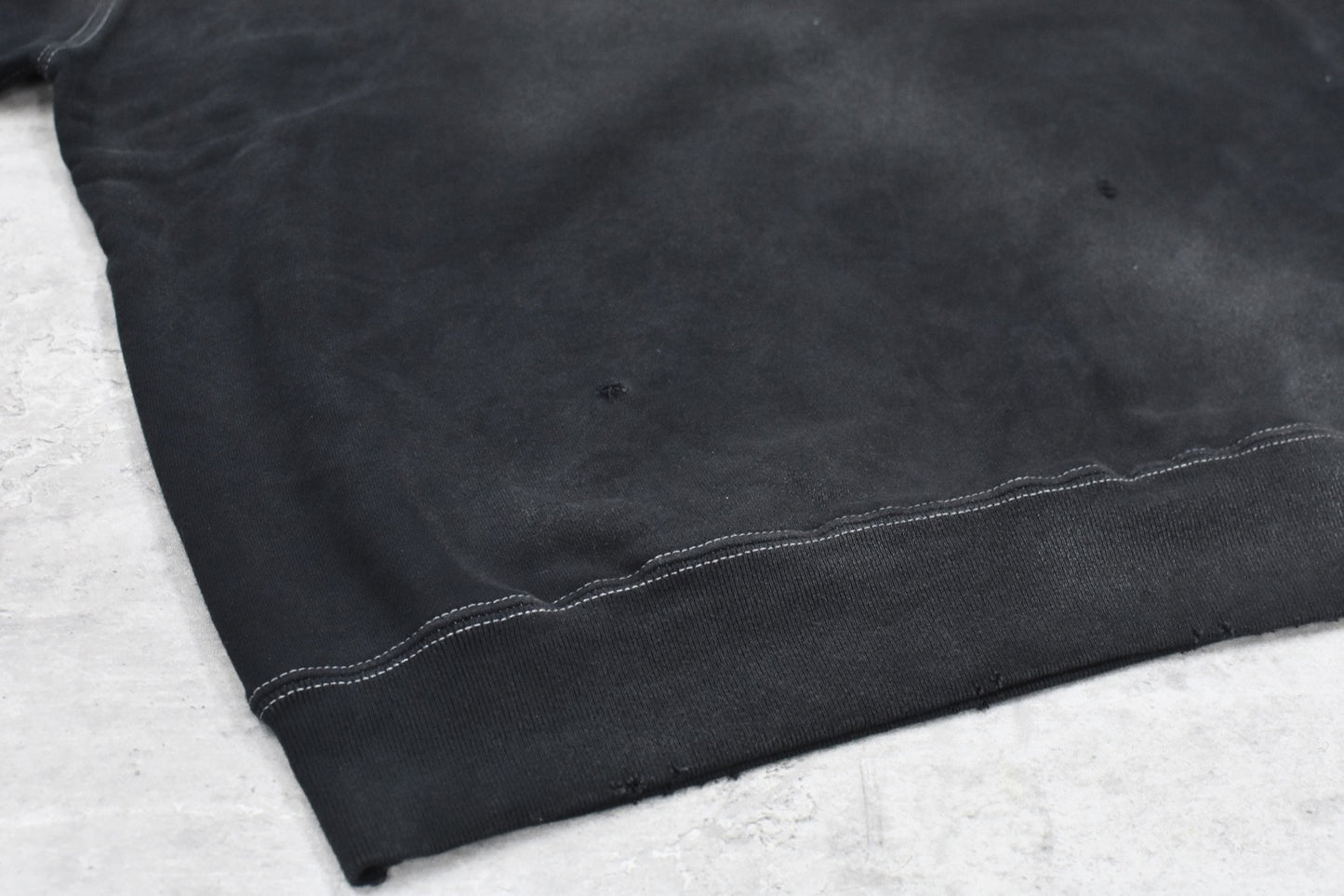 THE JEAN PIERRE / Pigment Grunge Destroy Sweat Shirt - FADE BLK
