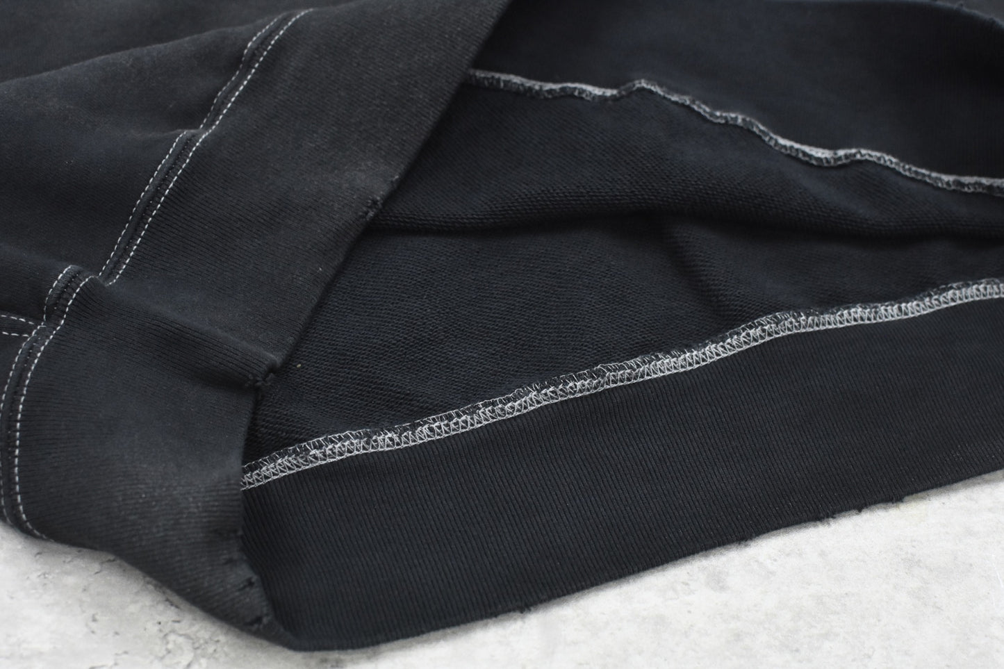 THE JEAN PIERRE / Pigment Grunge Destroy Sweat Shirt - FADE BLK