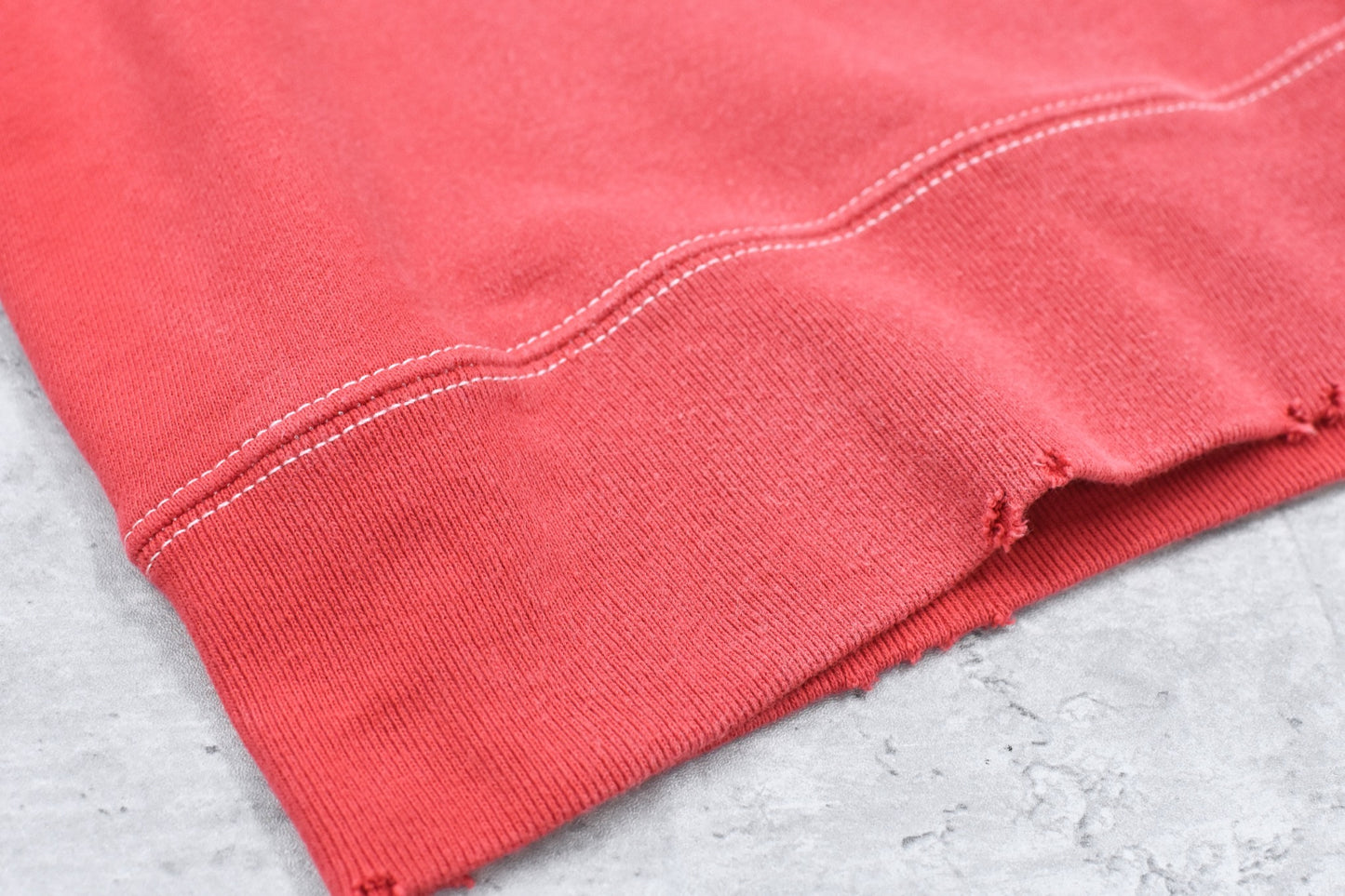 THE JEAN PIERRE / Pigment Grunge Destroy Sweat Shirt - FADE RED