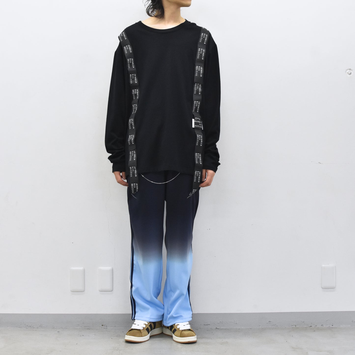 JUVENILE HALL ROLLCALL / 2064 SUS NT LS PULLOVER - BLACK