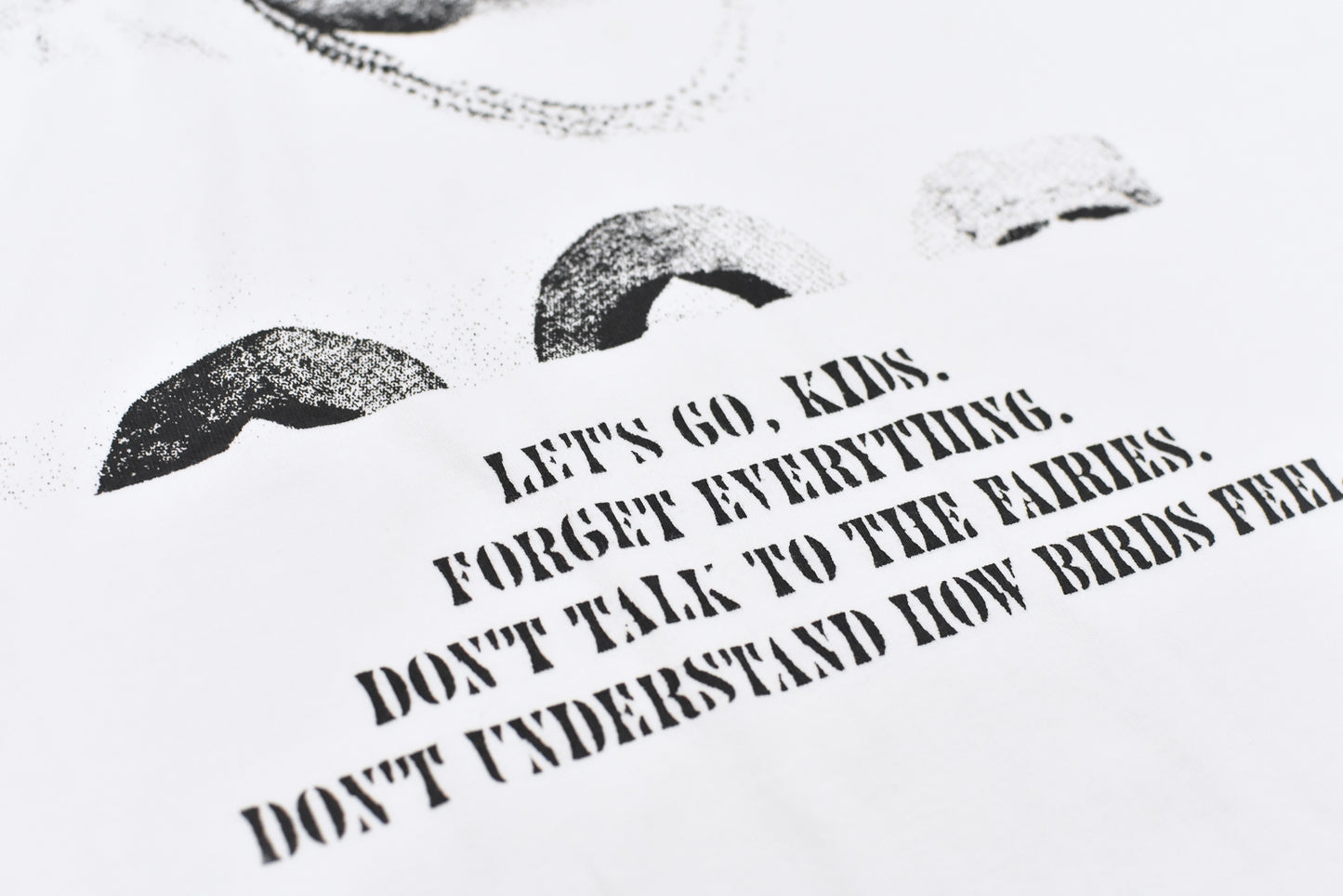 FUMEI / EVIL CAR L/S T-SHIRT - WHITE