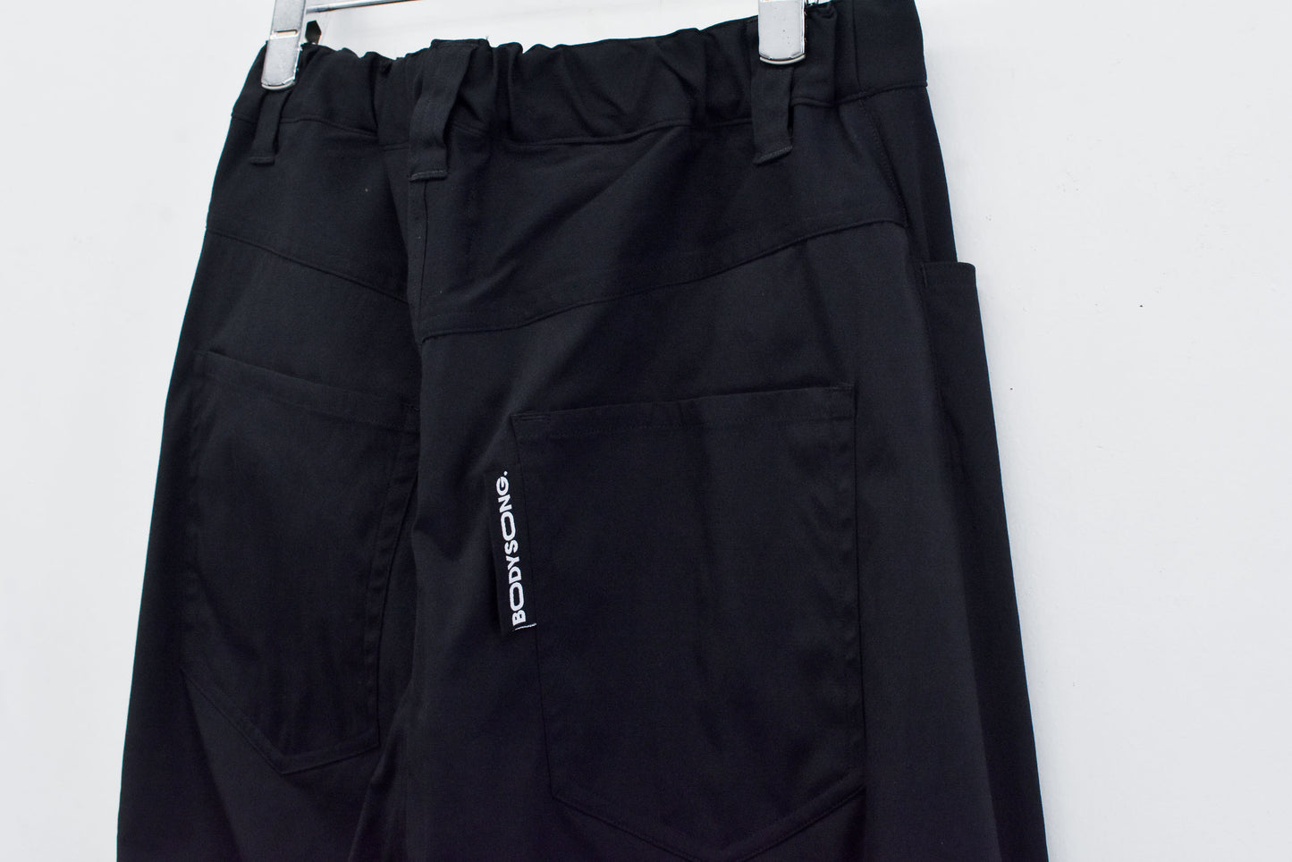 BODYSONG. / RECONSTRUCTED BK FLARE PT - BLACK