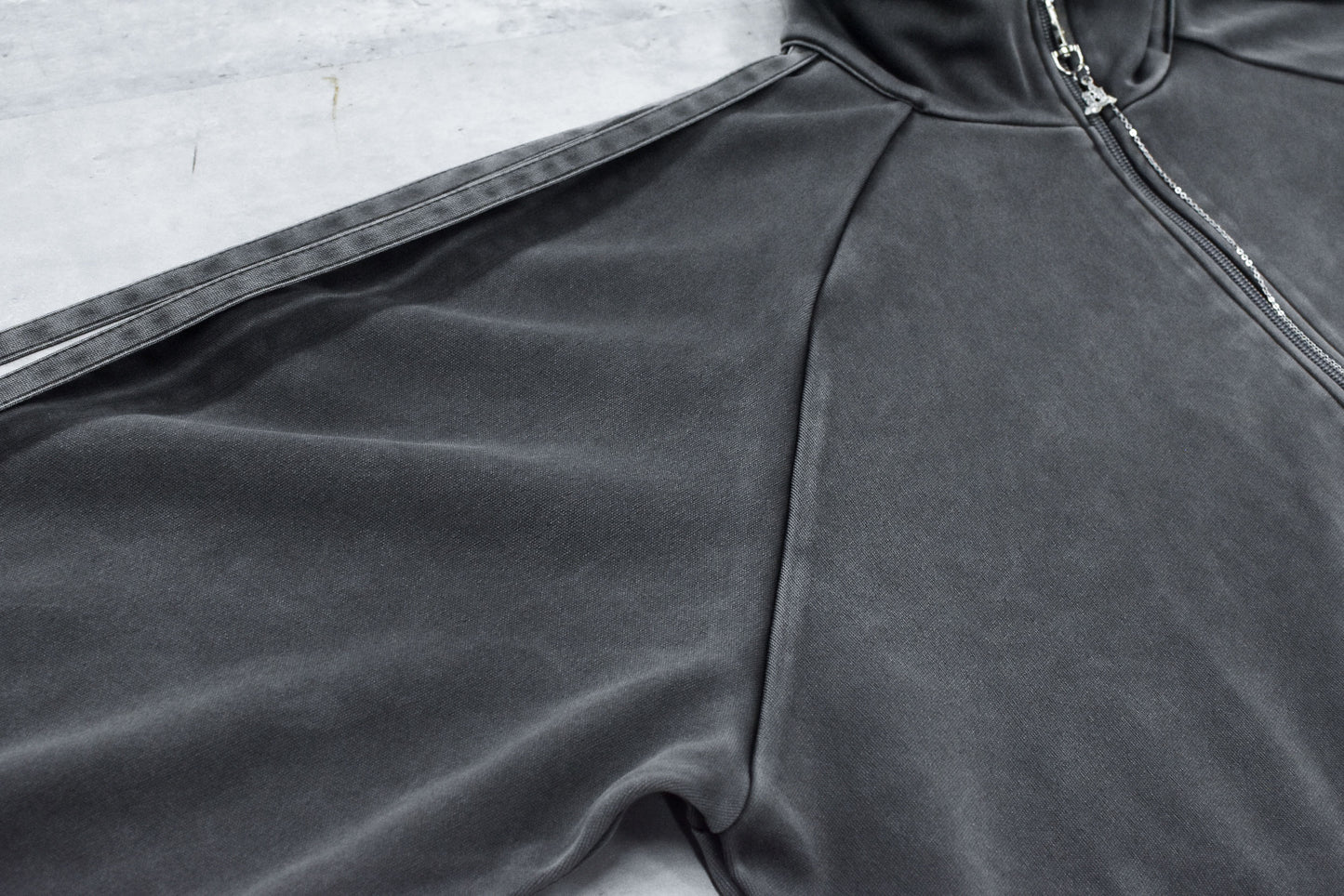 BODYSONG. / PIGMENT TRACKJ F25 - GREY