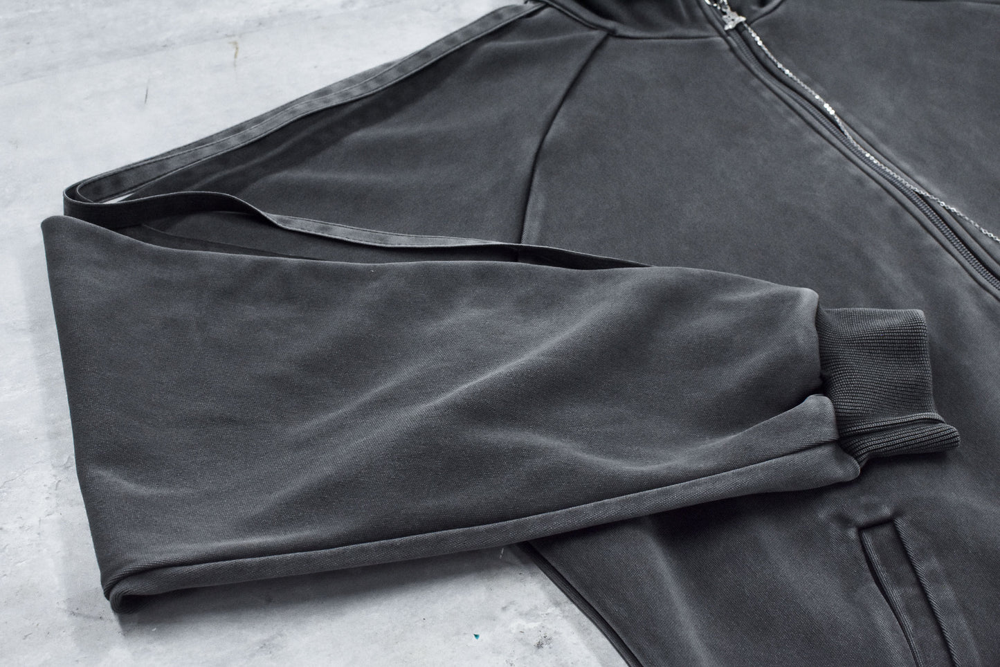 BODYSONG. / PIGMENT TRACKJ F25 - GREY