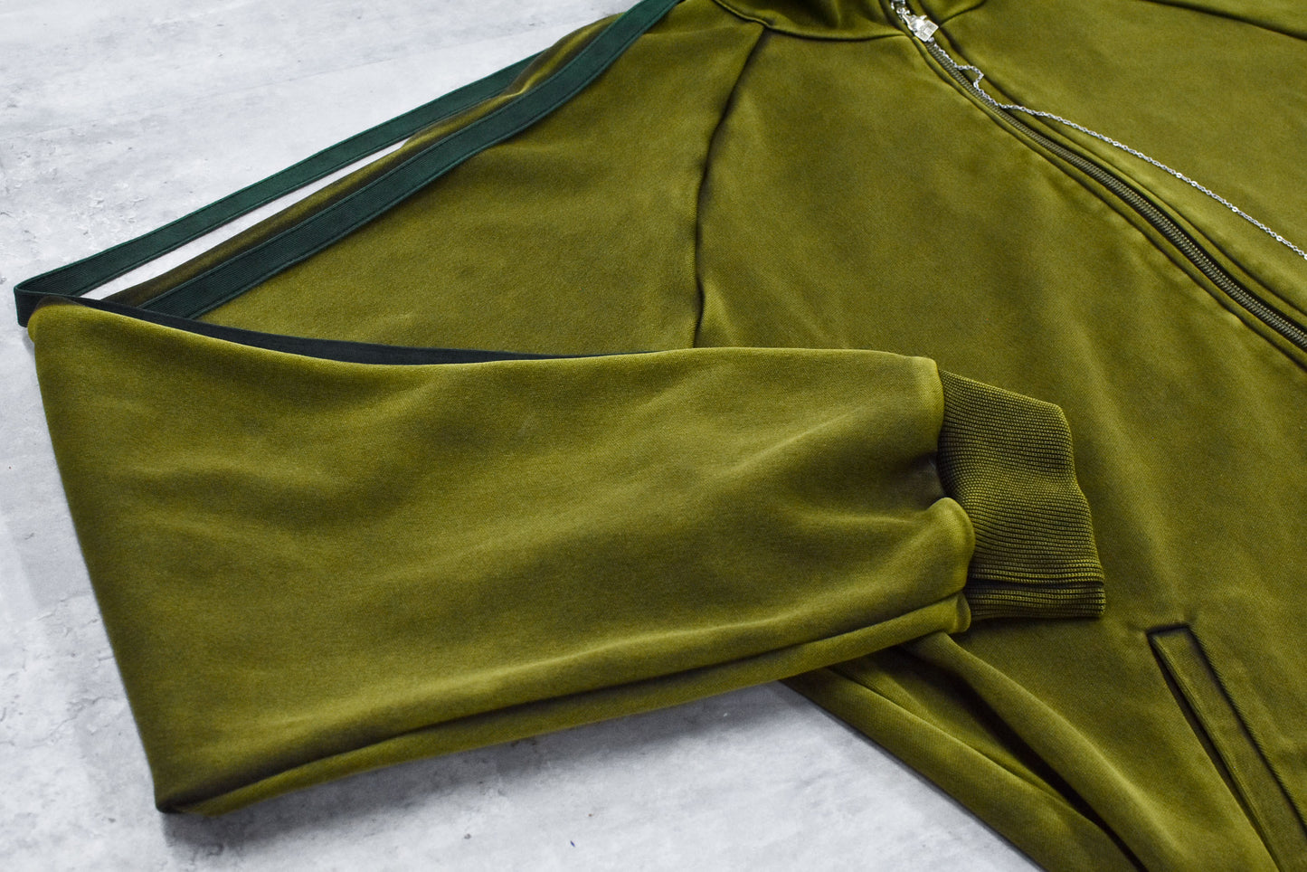 BODYSONG. / PIGMENT TRACKJ F25 - GREEN