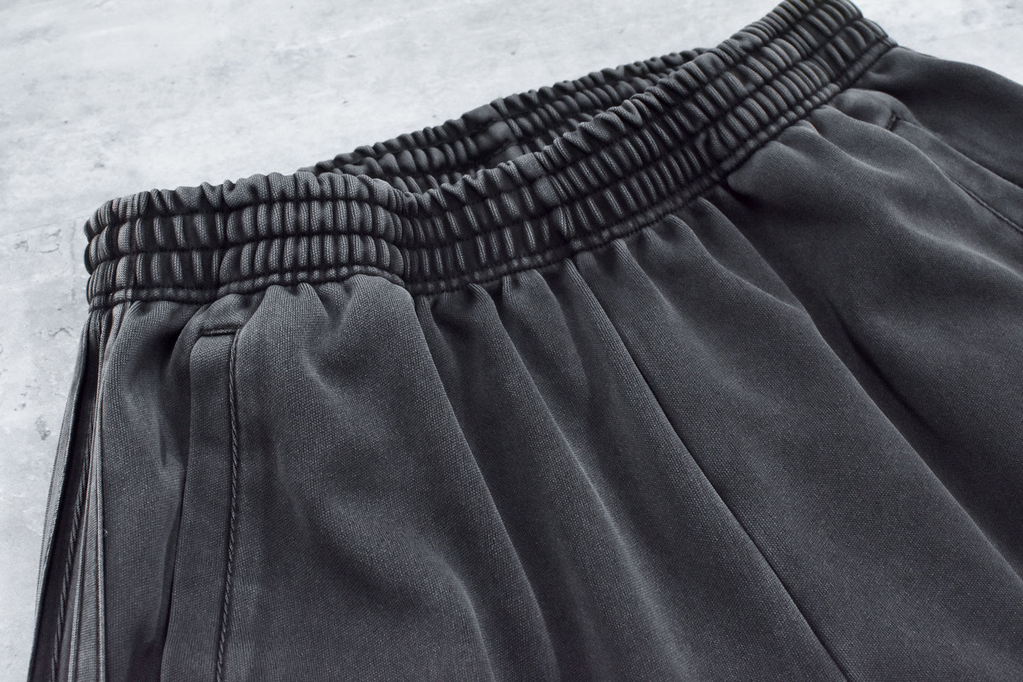 BODYSONG. / PIGMENT TRACKP F25 - GREY