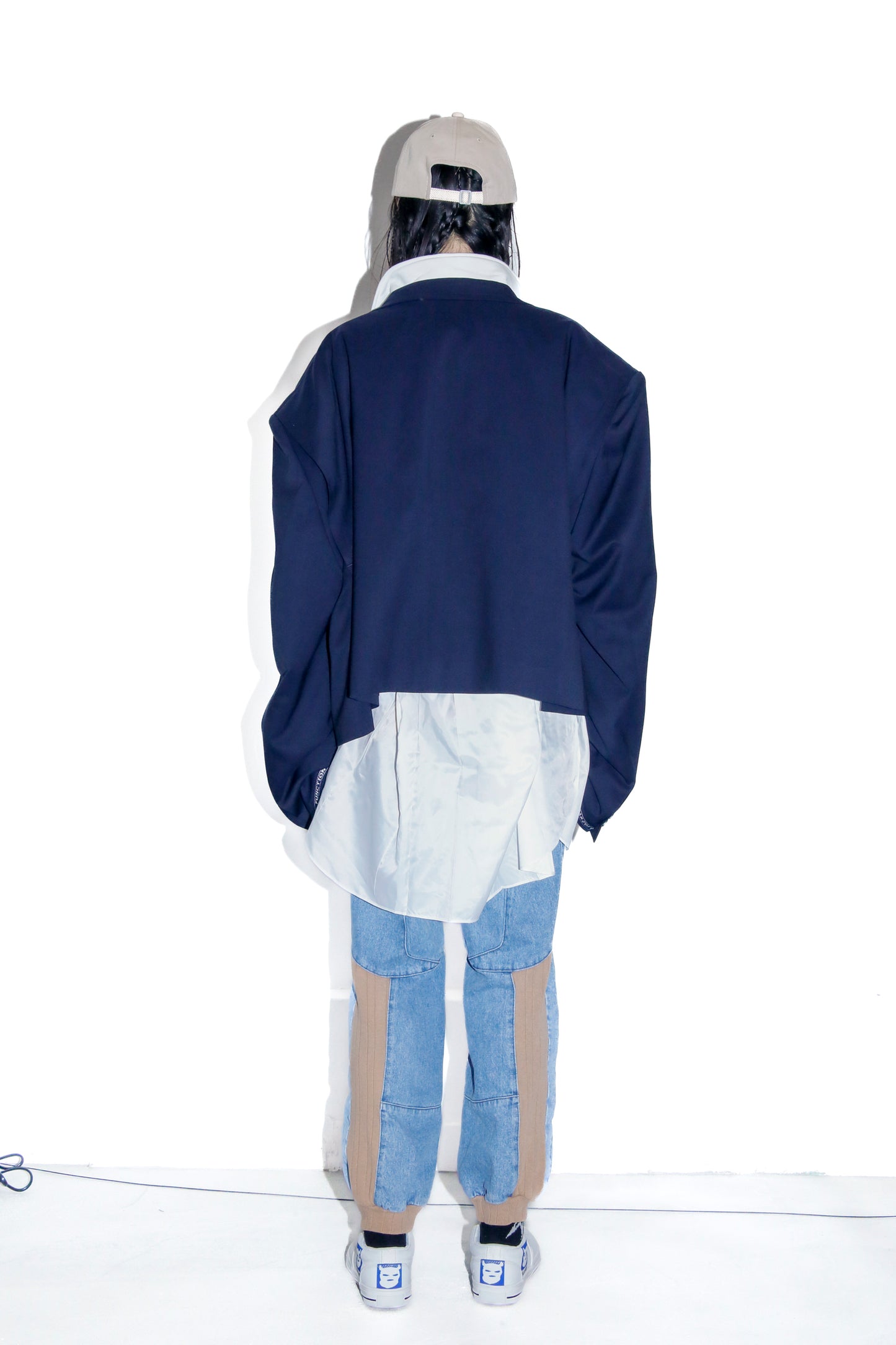 BODYSONG. / 先行予約 ROUND SILHOUETTE SHORT JACKET LUXE - NAVY