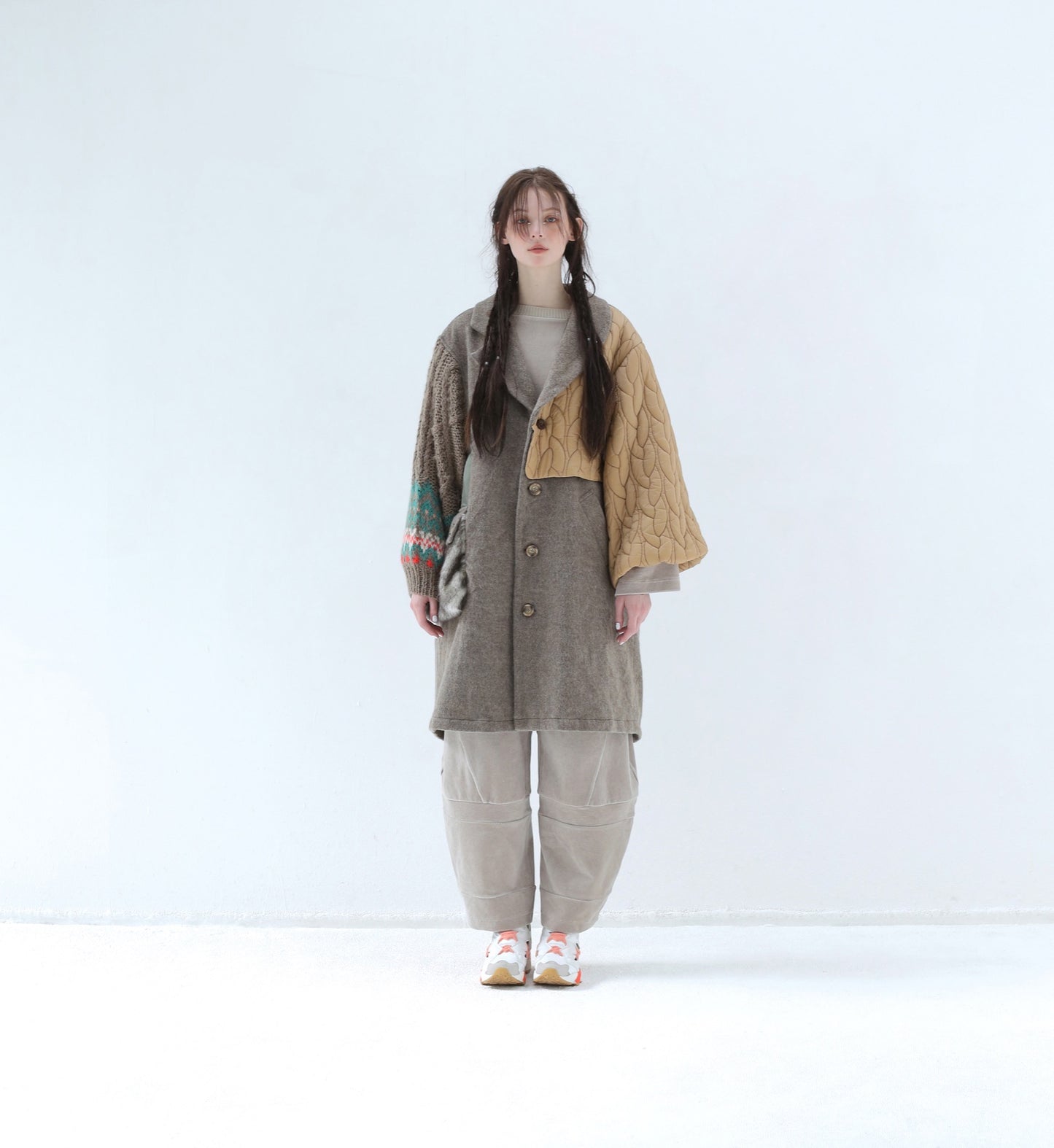 BEDSIDEDRAMA / 先行予約 OOPARTS Mix Gawn Coat - BEIGE