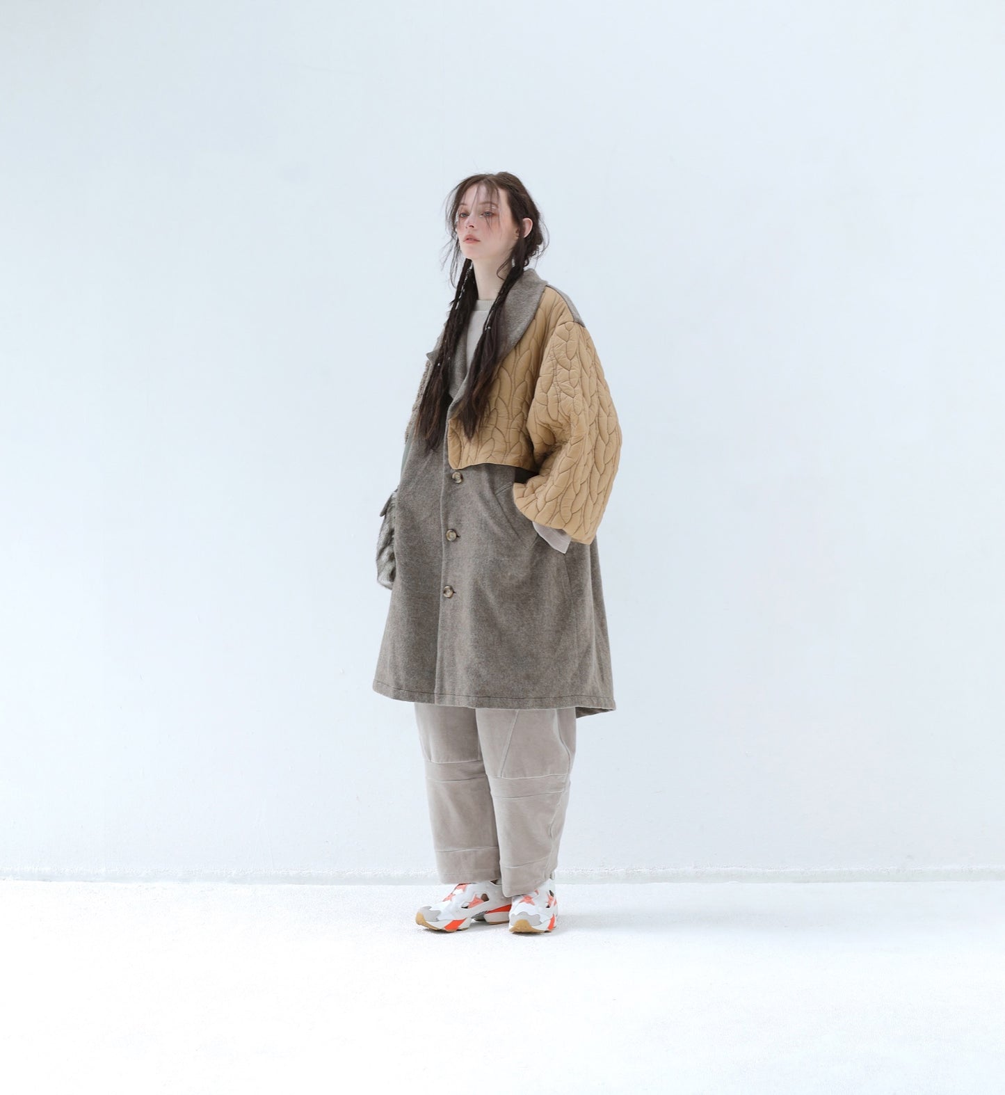 BEDSIDEDRAMA / 先行予約 OOPARTS Mix Gawn Coat - BEIGE