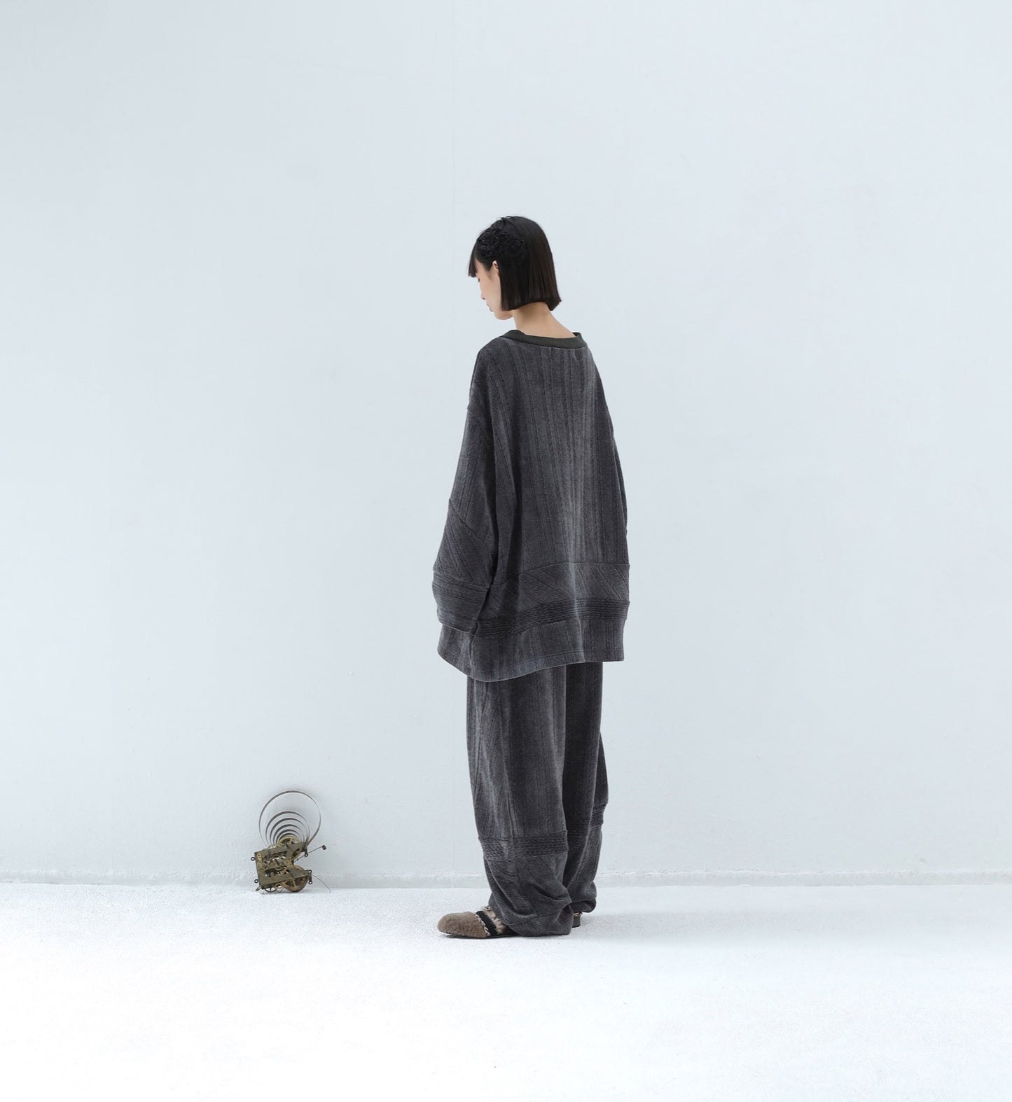 BEDSIDEDRAMA / 先行予約 Pattern Switch Cozy Pants - CHACOAL