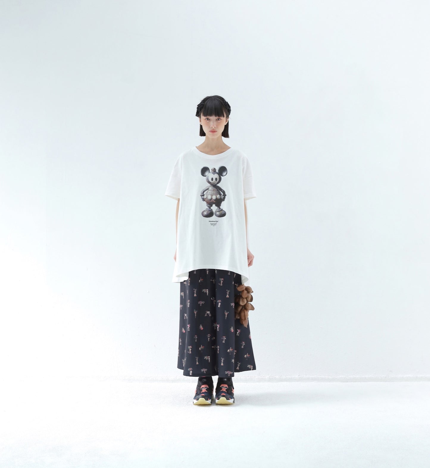 BEDSIDEDRAMA / 先行予約 DIGNEY DOLL Flare T-Shirt - WHITE