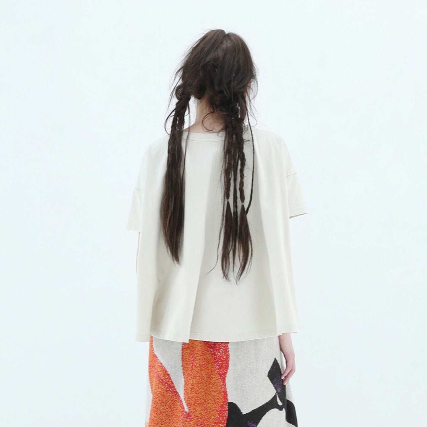 BEDSIDEDRAMA / 先行予約 CHAO:S HEAD Flare T-Shirt - NATURAL