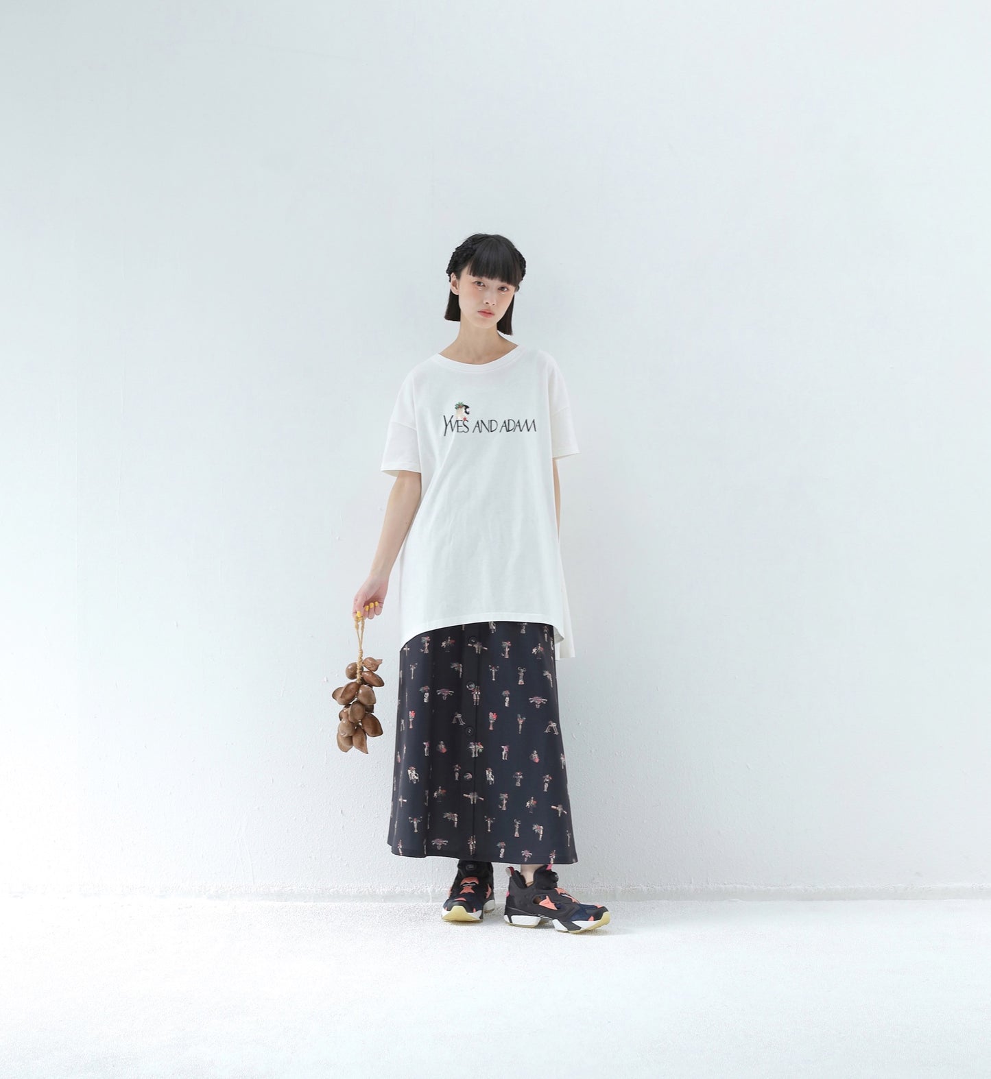 BEDSIDEDRAMA / 先行予約 YVES AND ADAM Flare T-Shirt - WHITE