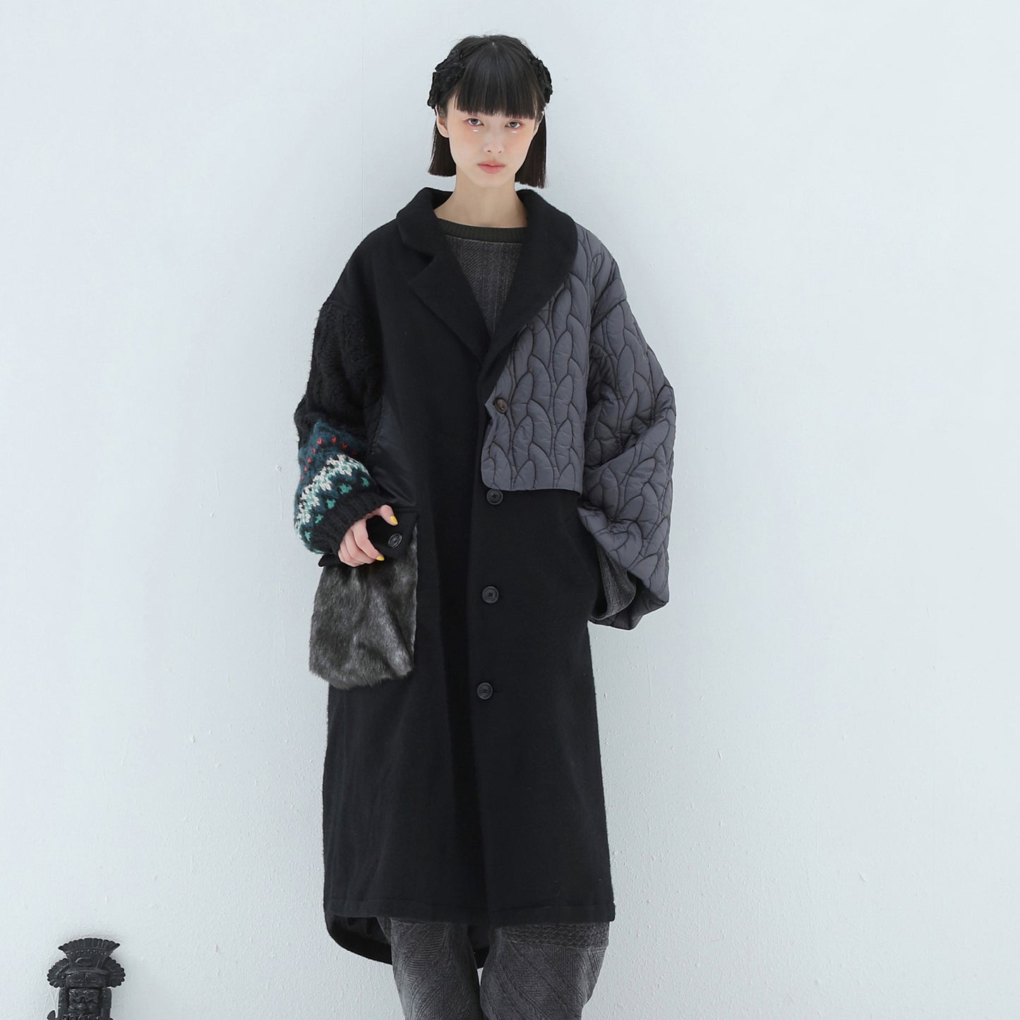 BEDSIDEDRAMA / 先行予約 OOPARTS Mix Gawn Coat - BLACK