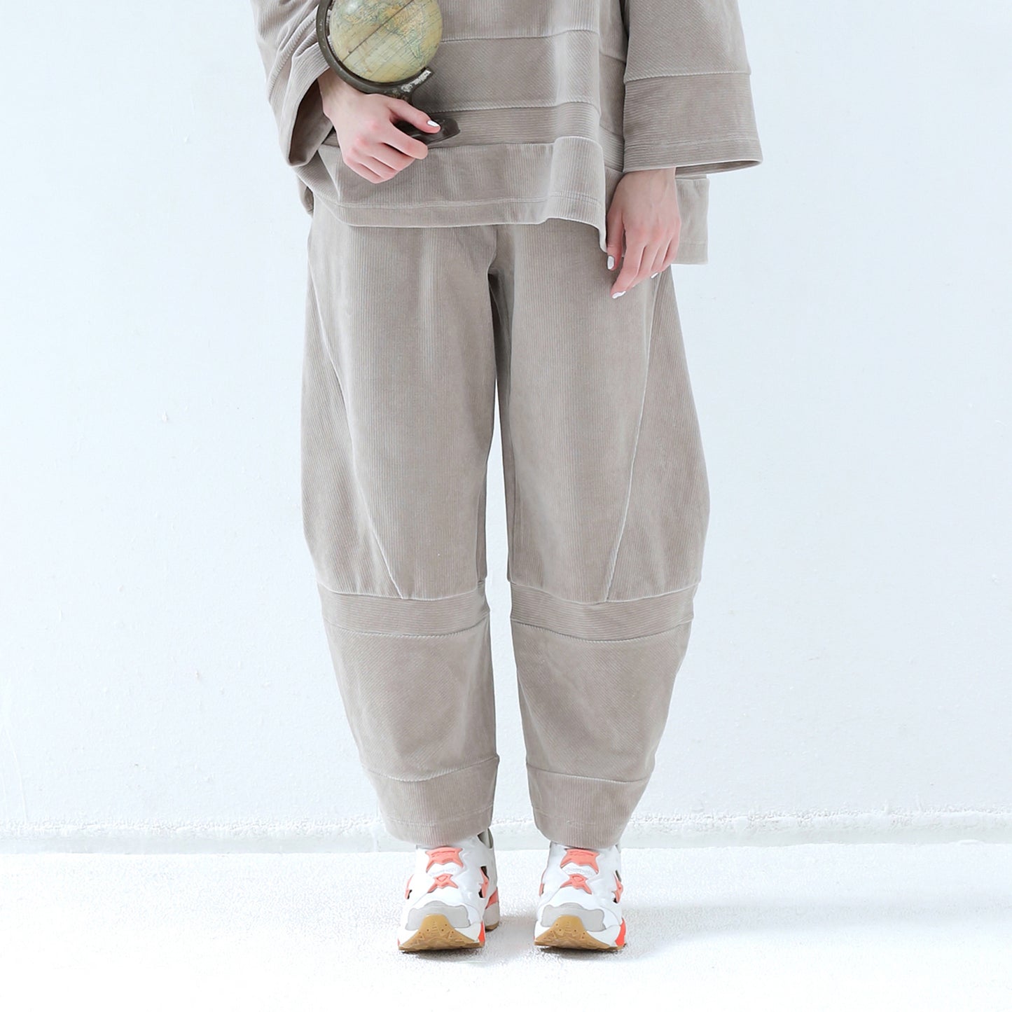 BEDSIDEDRAMA / 先行予約 Pattern Switch Cozy Pants - BEIGE