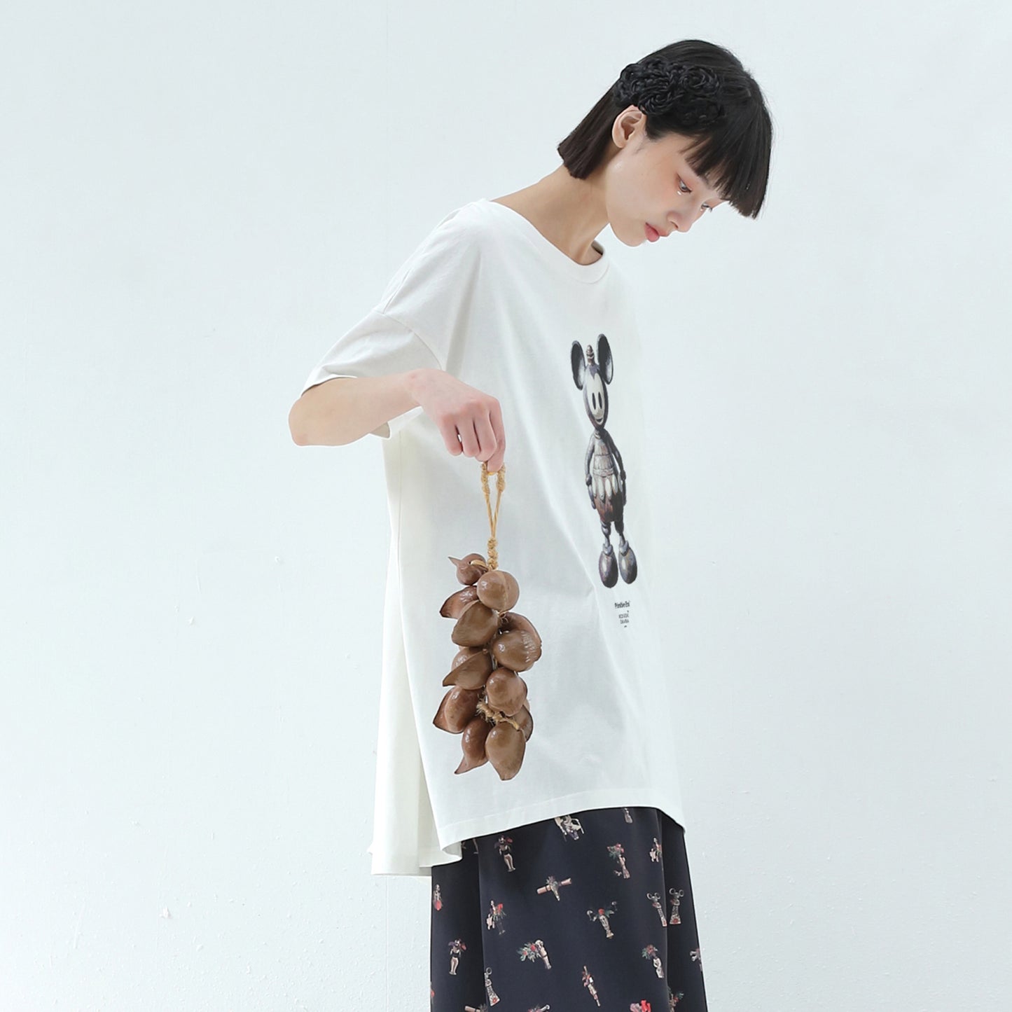 BEDSIDEDRAMA / 先行予約 DIGNEY DOLL Flare T-Shirt - WHITE
