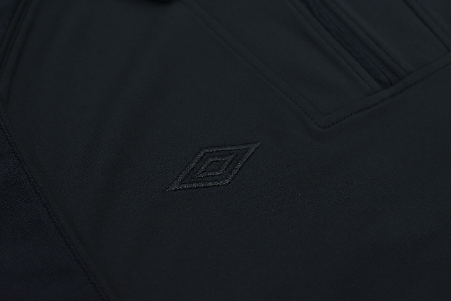 THE JEAN PIERRE / 90's Becks Uniform - BLACK