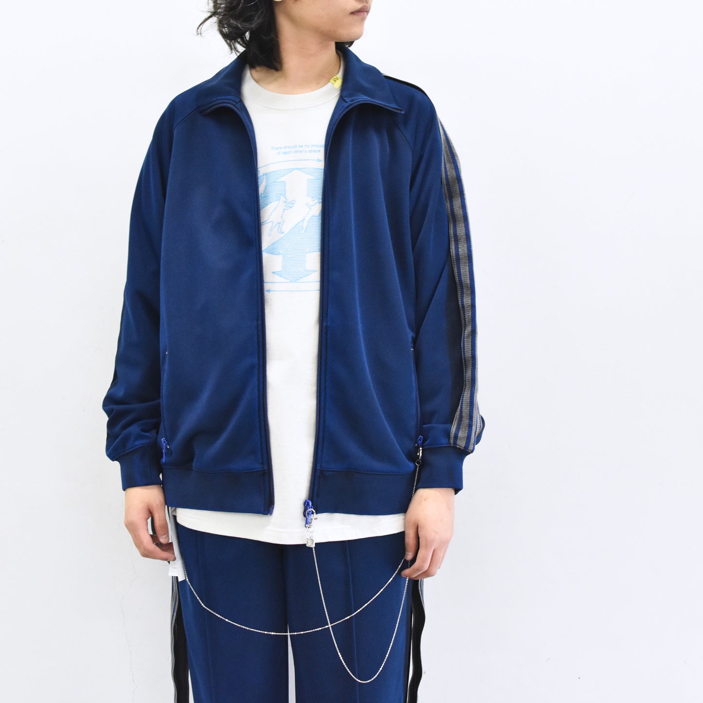 BODYSONG. / PIGMENT-DYED DISTRESSED TRACK JACKET - BLUE