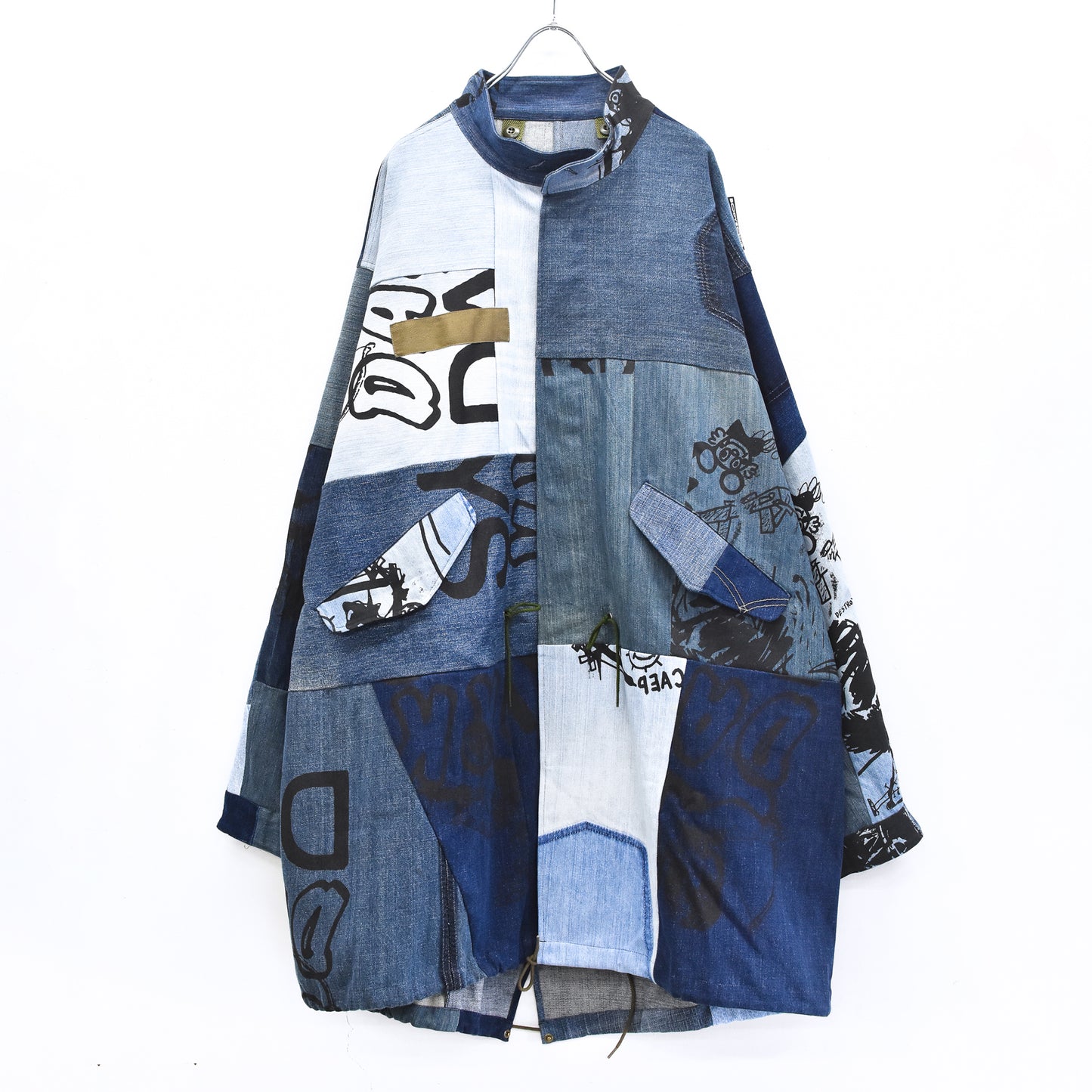 BODYSONG. / PATCHWORK MIL COAT MADE FROM RECONSTRUCTED VINTAGE DENIM