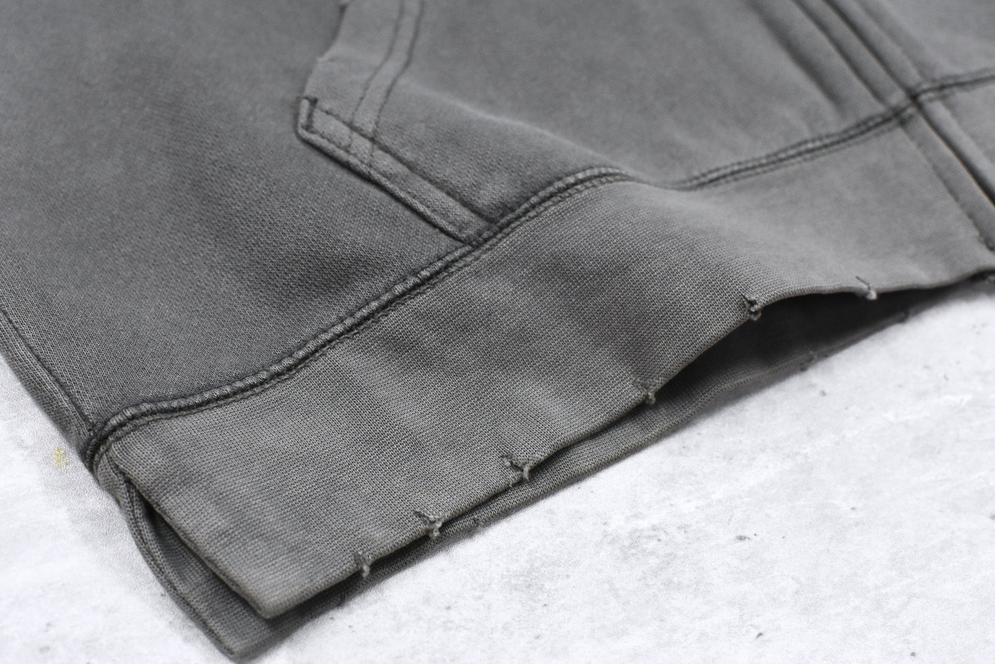 BODYSONG. / GLITCH EMBROIDERY DISTRESSED HOODIE/DRUKQS - BLACK