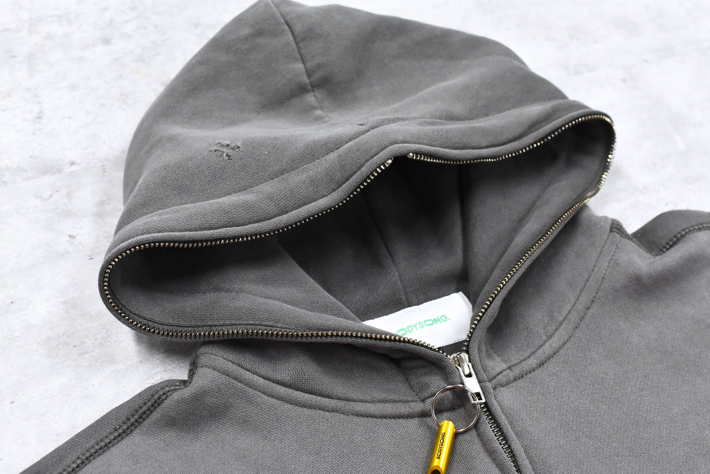 BODYSONG. / GLITCH EMBROIDERY DISTRESSED HOODIE/BTC - BLACK
