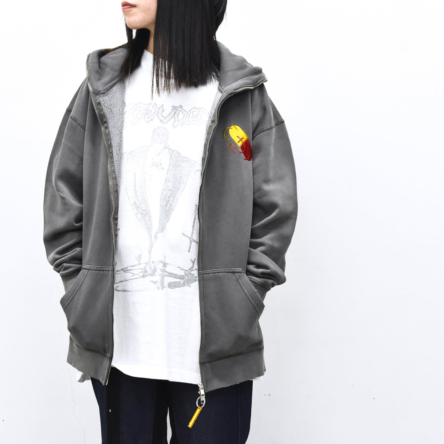 BODYSONG. / GLITCH EMBROIDERY DISTRESSED HOODIE/DRUKQS - BLACK
