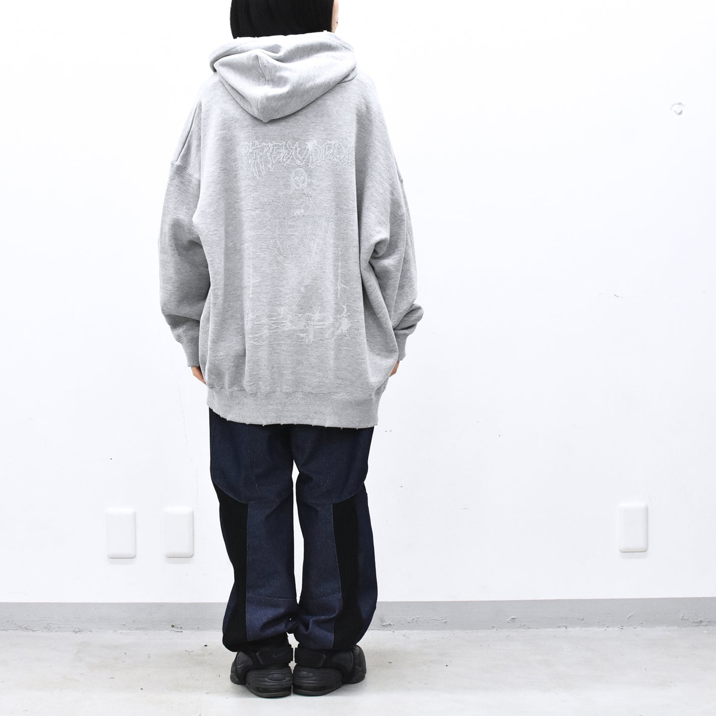 BODYSONG. / HOODIE - PHOTOCHROMIC - OHIANA - GREY