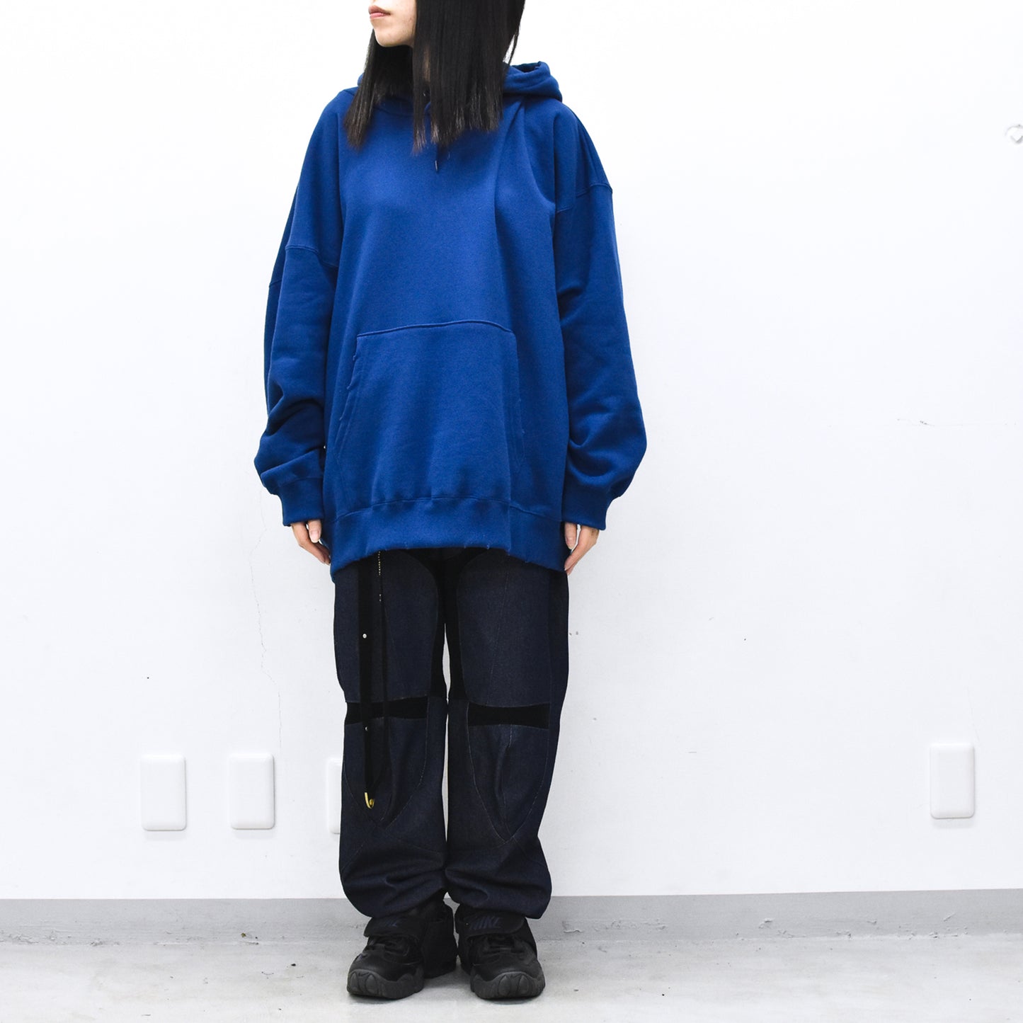 BODYSONG. / HOODIE - PHOTOCHROMIC - OHIANA - BLUE