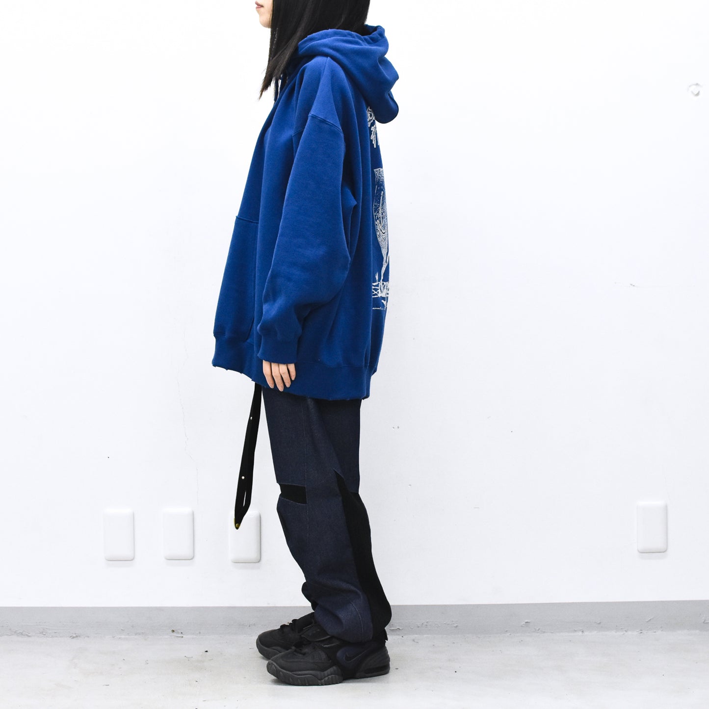 BODYSONG. / HOODIE - PHOTOCHROMIC - OHIANA - BLUE