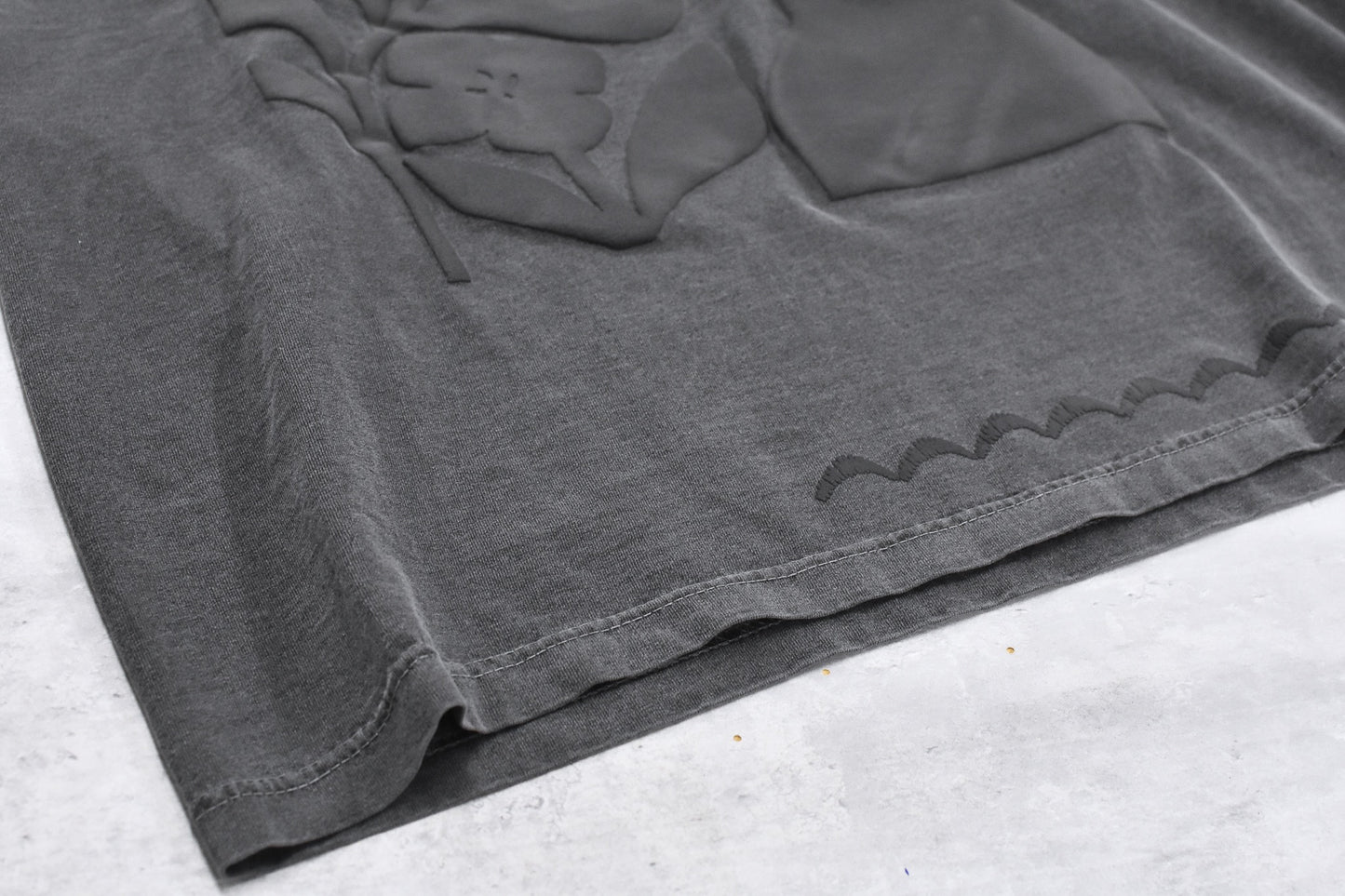 elephant TRIBAL fabrics / 凸凹Flower T - SUMI