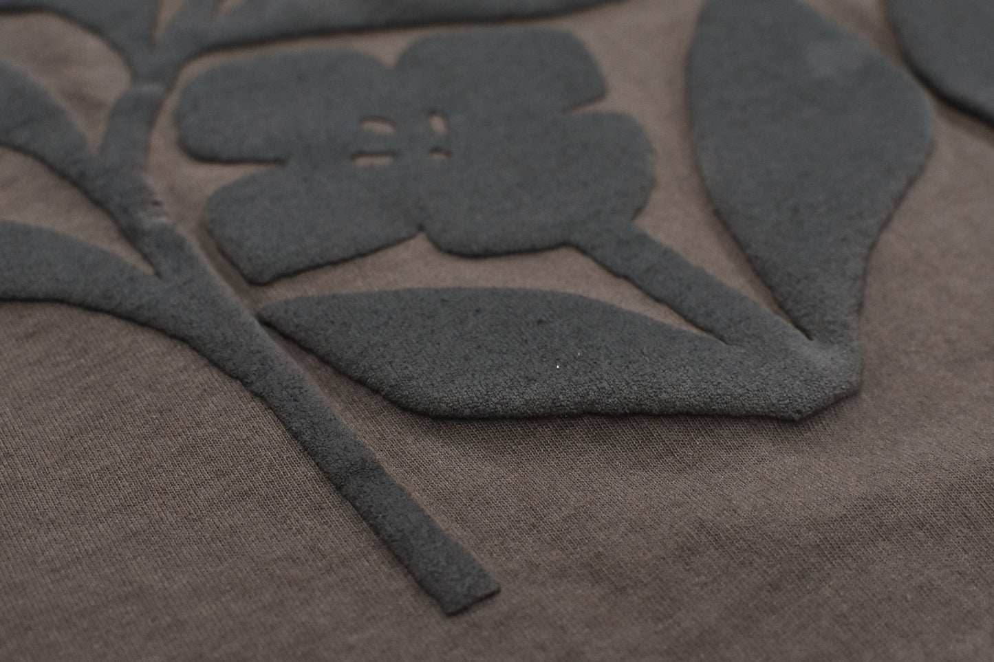 elephant TRIBAL fabrics / 凸凹Flower T - BROWN