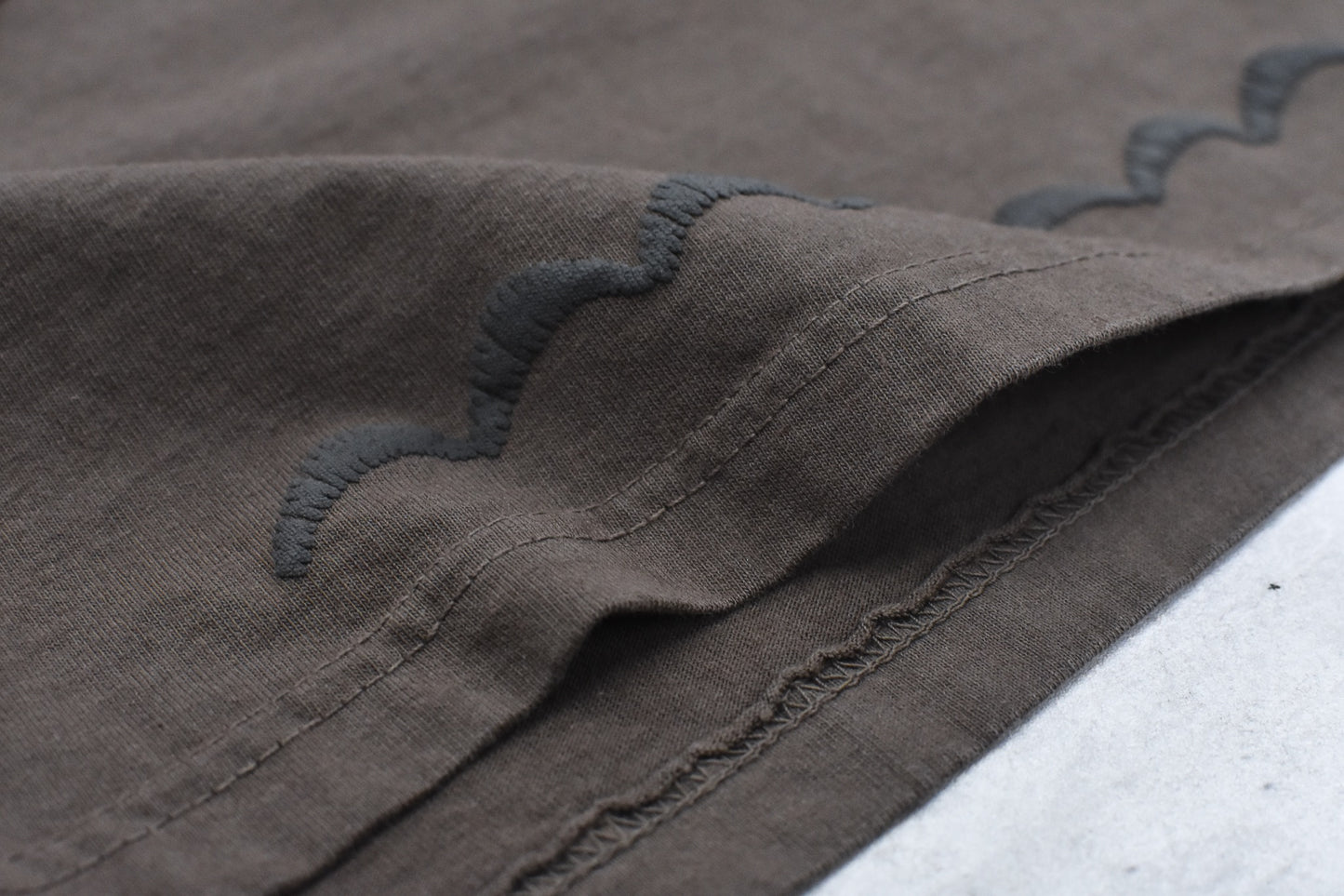 elephant TRIBAL fabrics / 凸凹Flower T - BROWN
