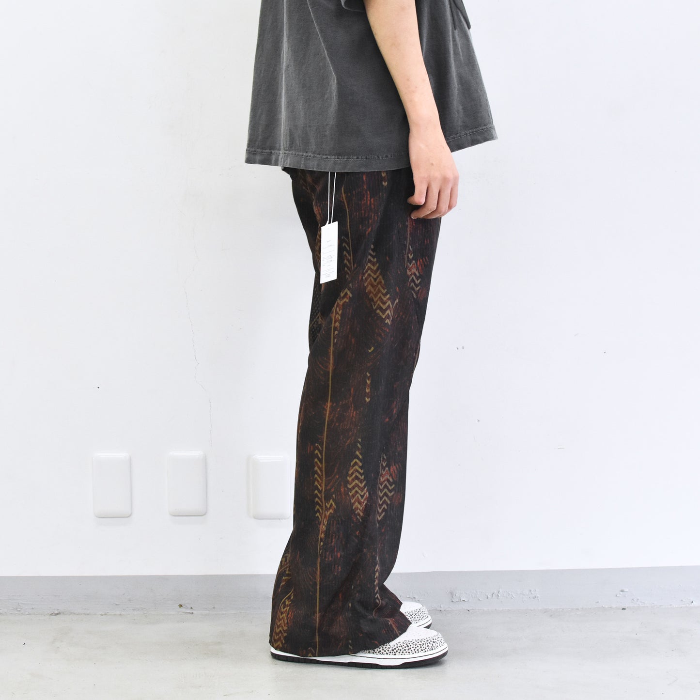elephant TRIBAL fabrics / NO A/C PT - SOIL BROWN