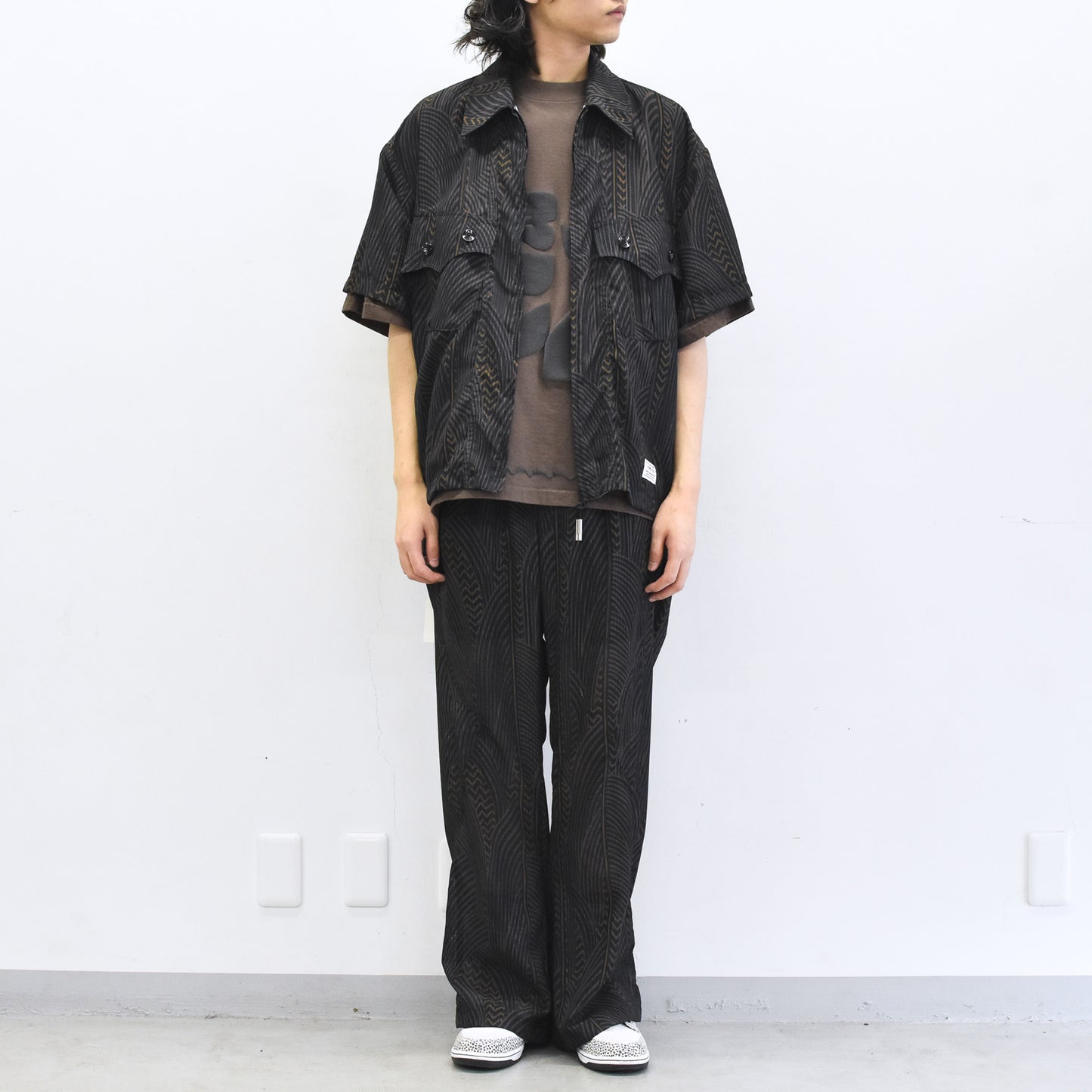 elephant TRIBAL fabrics / NO A/C Zip Shirt - BLACK