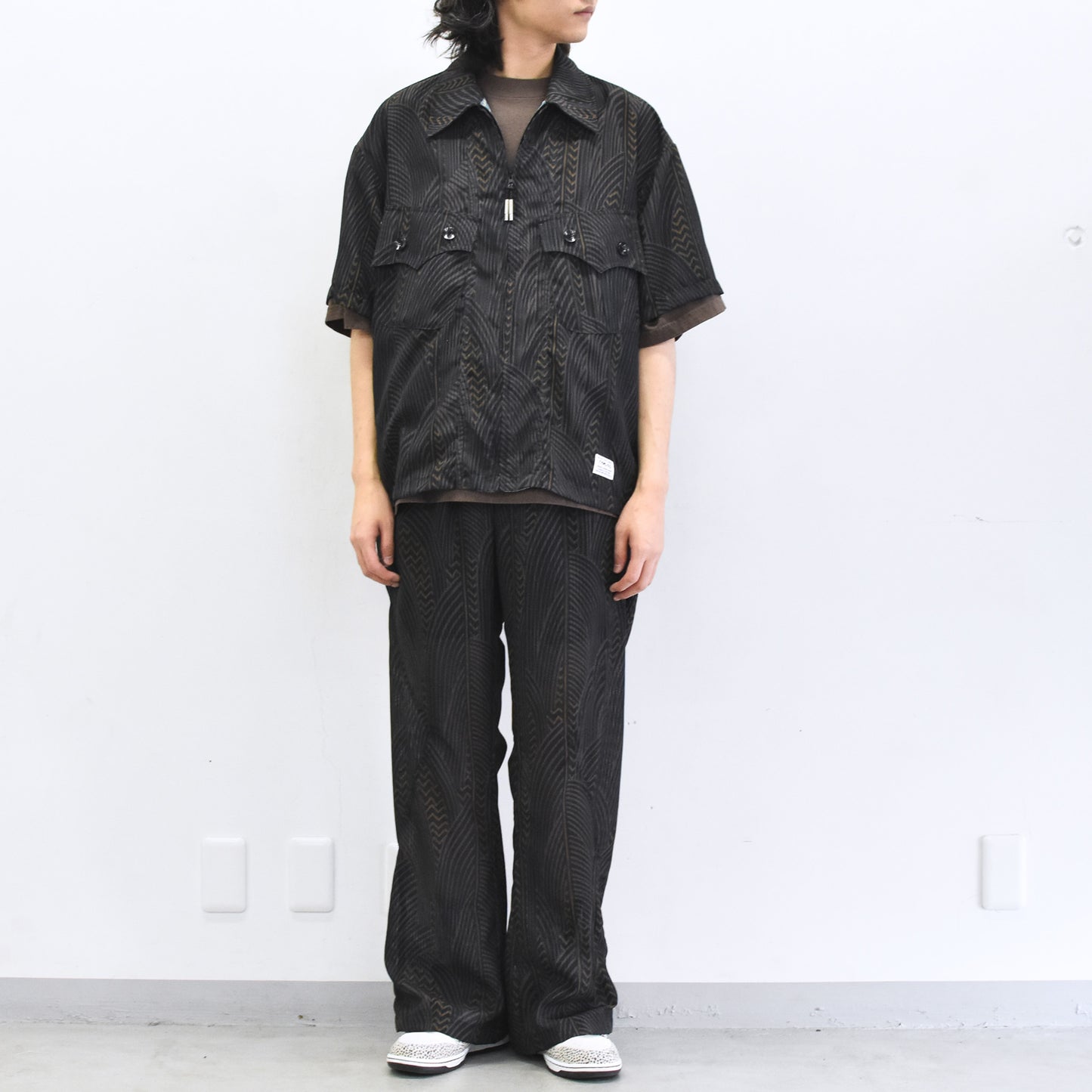 elephant TRIBAL fabrics / NO A/C Zip Shirt - BLACK