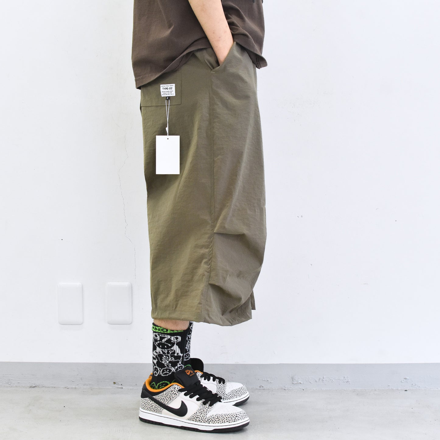 elephant TRIBAL fabrics / High Power Stretch Warming-up Halfway PT - GREIGE