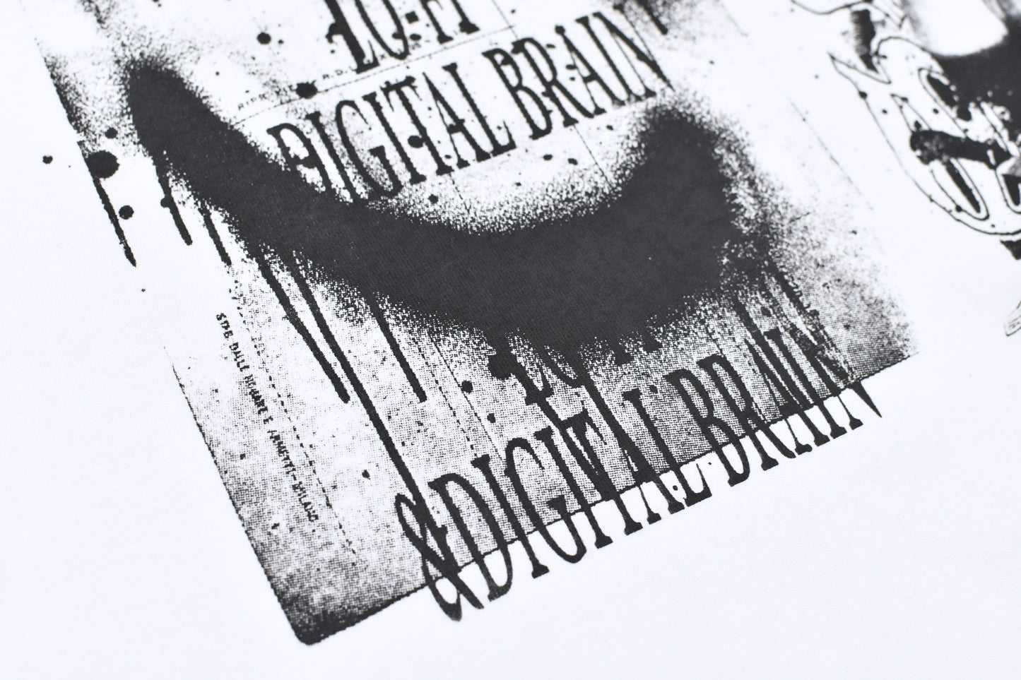 FUMEI / LO-FI&DIGITAL BRAIN 2-B L/S TEE - WHITE