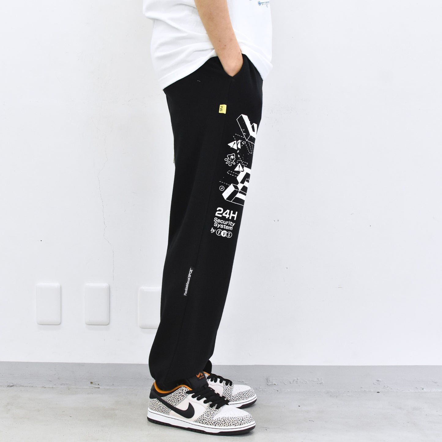 FlexibleVisual SPCE / FVS Sweatpants - BLACK