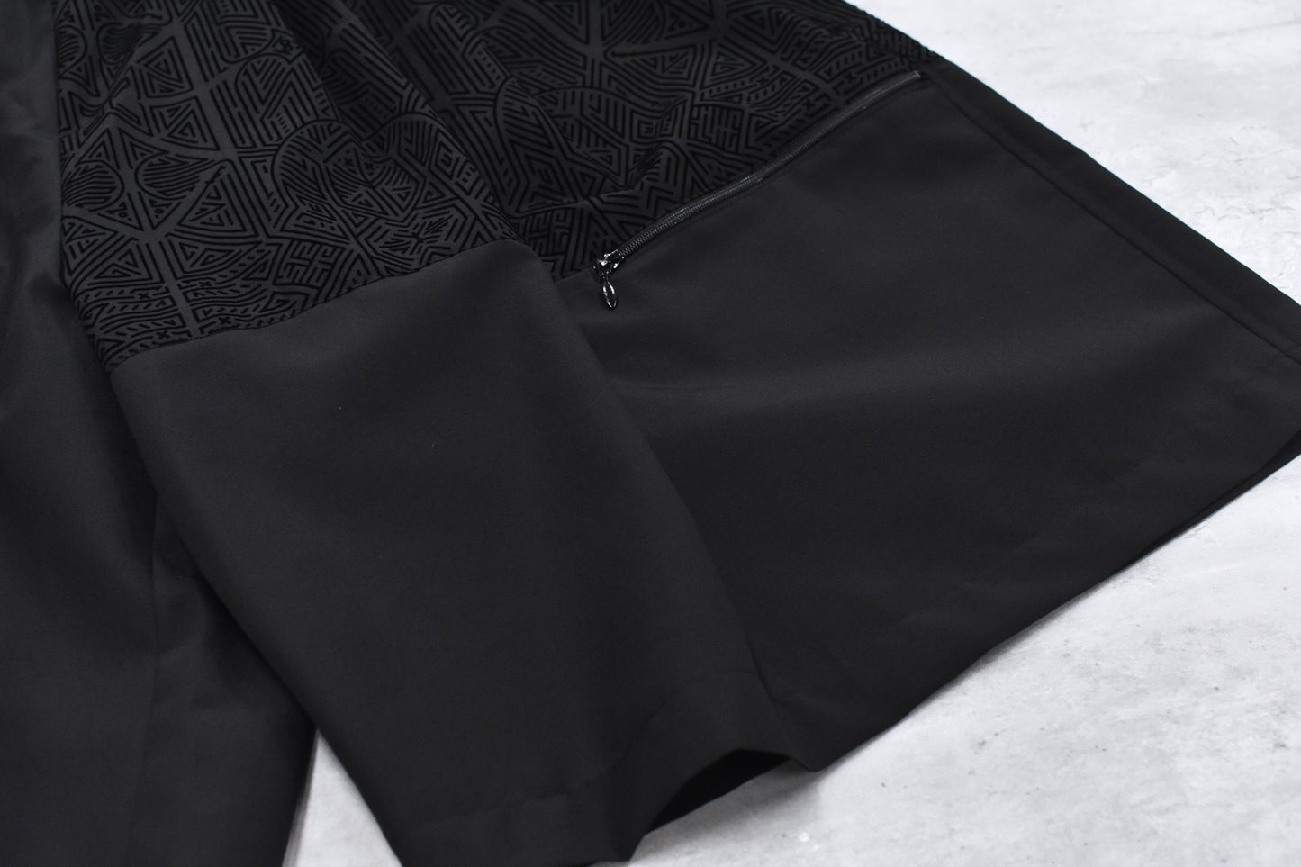STOF / Stone Yard Floc Wide Shorts - BLACK