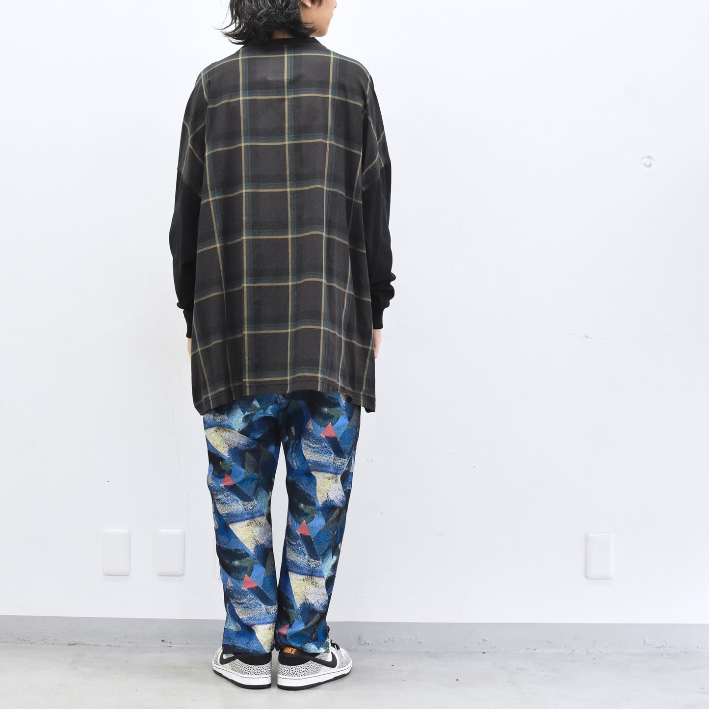 STOF / Edition Embroi L/S Tee - BLACK