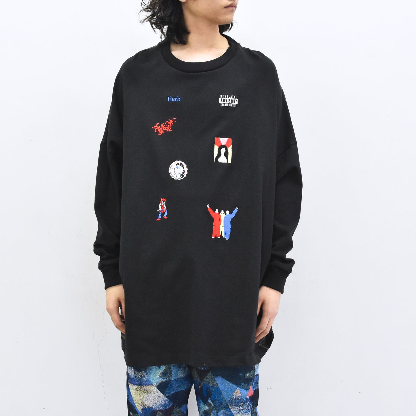 STOF / Edition Embroi L/S Tee - BLACK