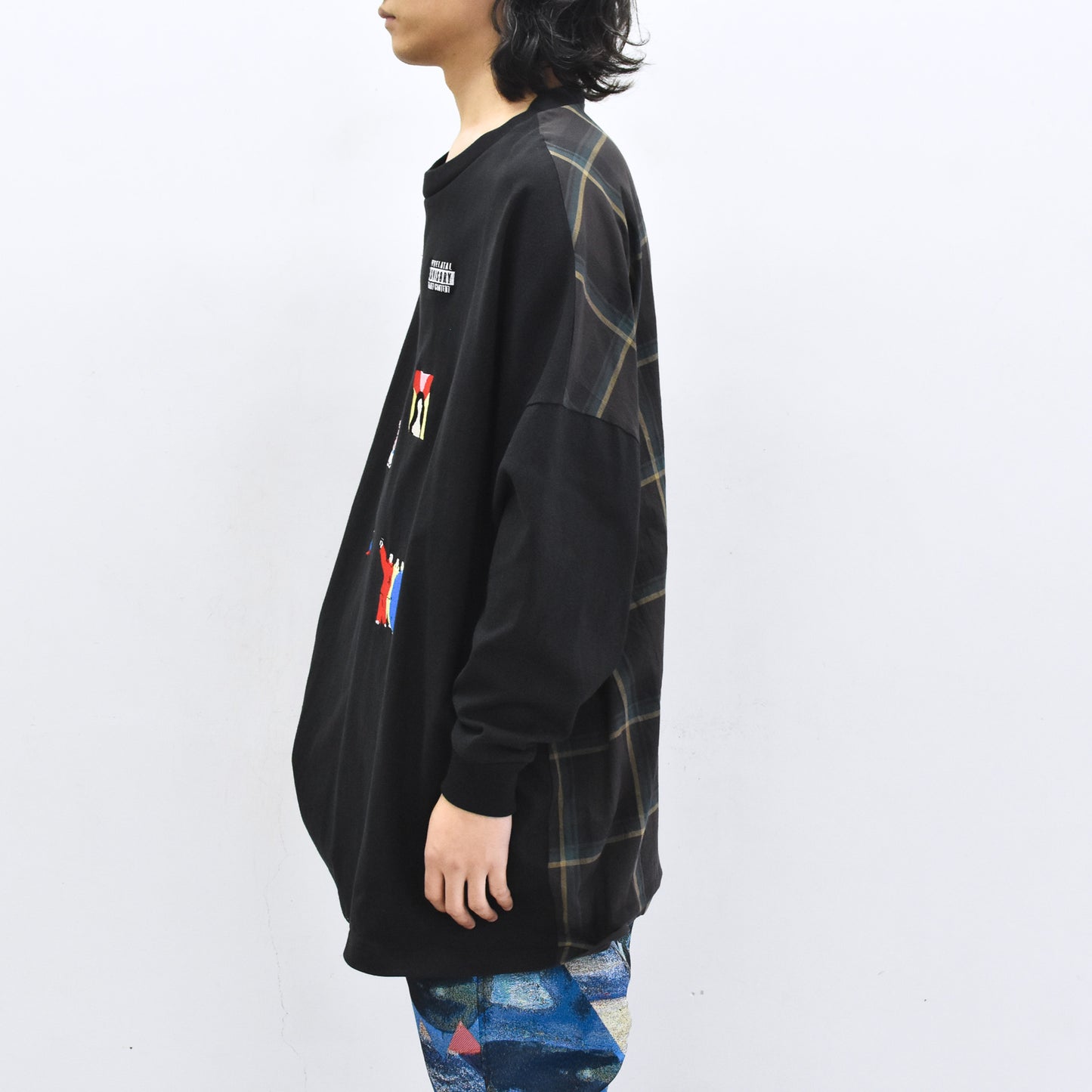 STOF / Edition Embroi L/S Tee - BLACK