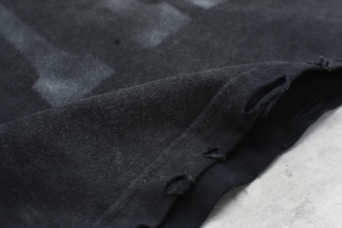 THE JEAN PIERRE / THE tee - FADE BLK