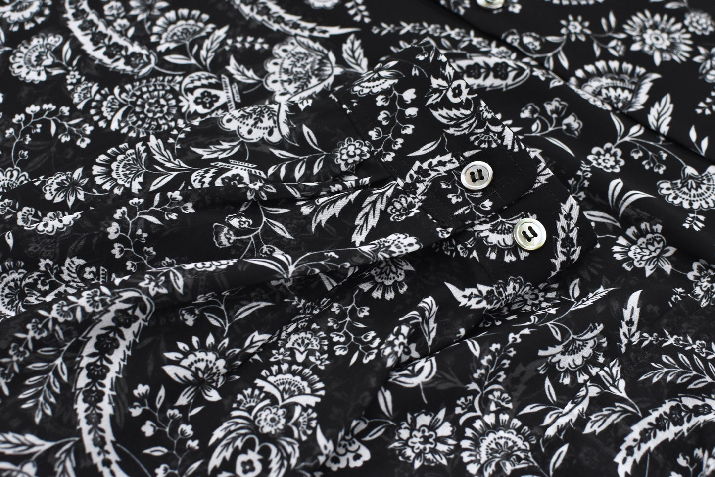 THE JEAN PIERRE / Sheer Paisely Shirt - BLACK
