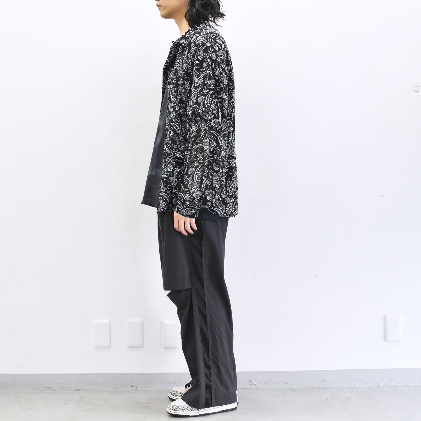 THE JEAN PIERRE / Sheer Paisely Shirt - BLACK