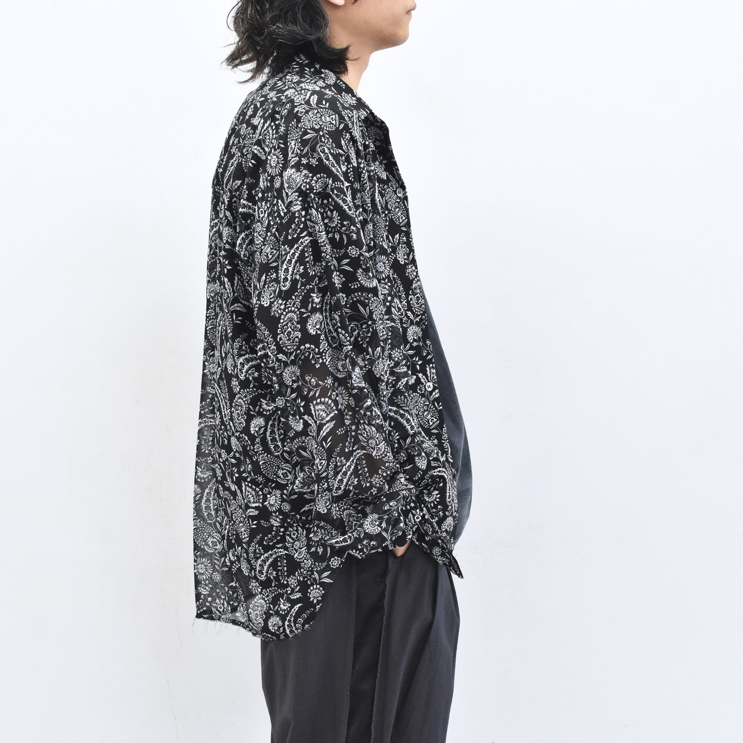 THE JEAN PIERRE / Sheer Paisely Shirt - BLACK